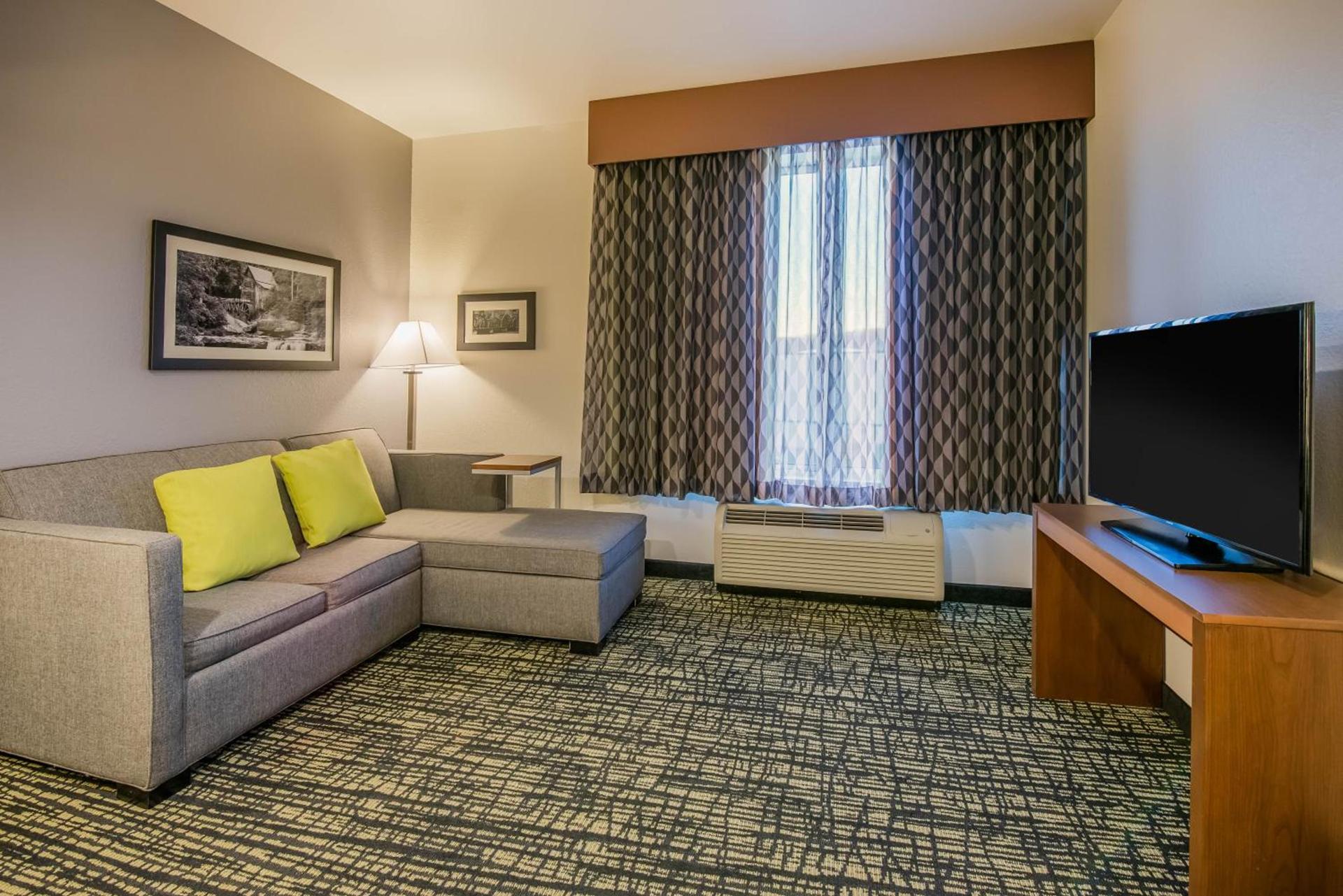 La Quinta by Wyndham Morgantown photo 77