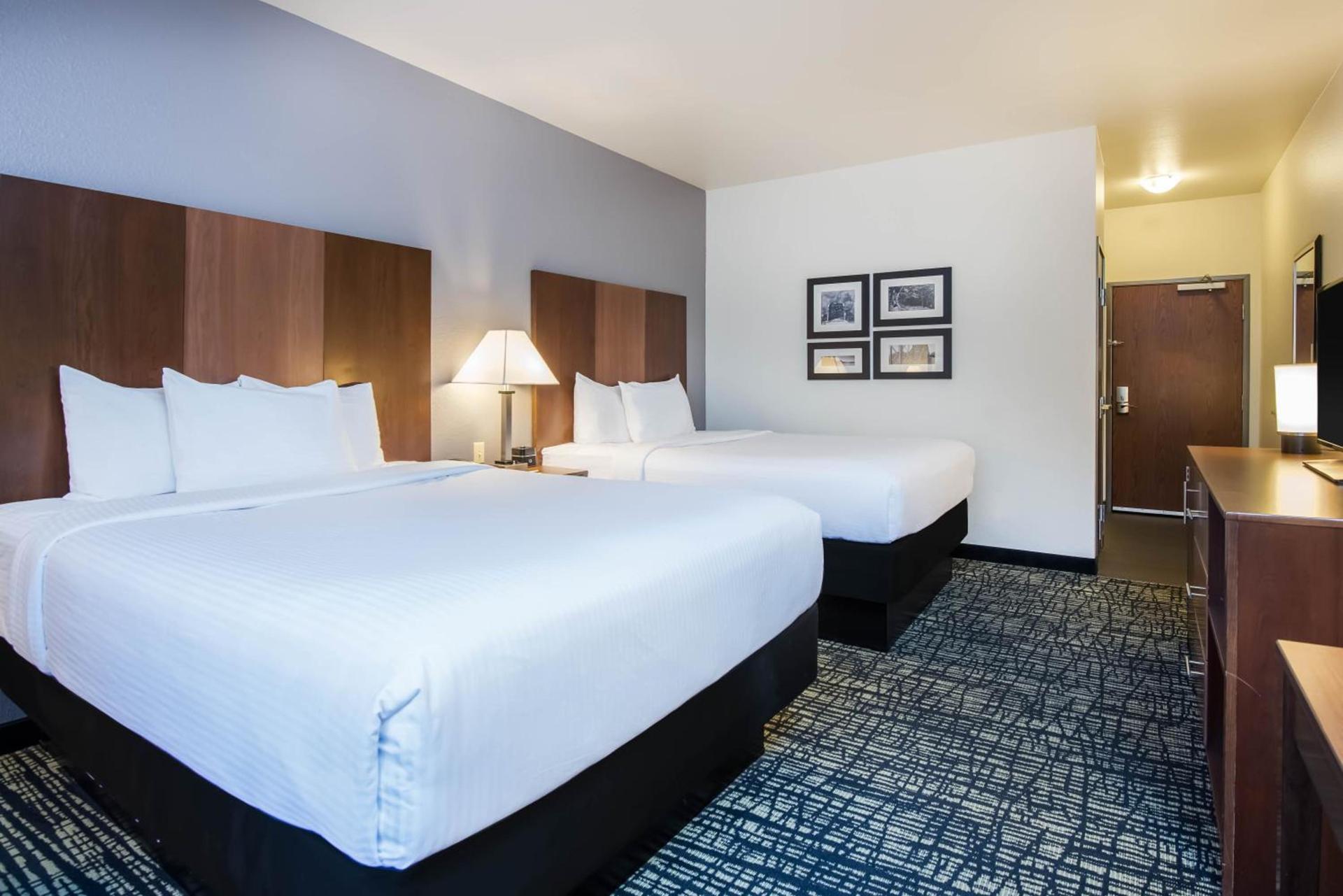 La Quinta by Wyndham Morgantown photo 71