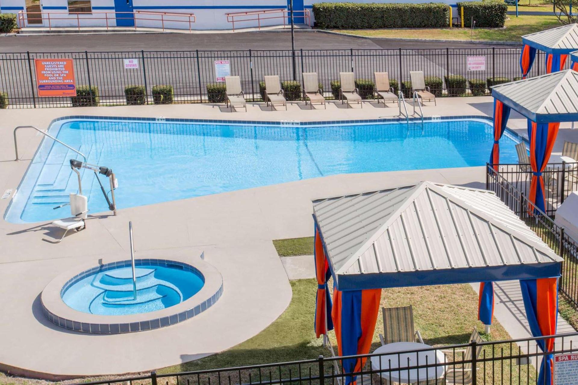 Howard Johnson by Wyndham Ocala FL I-75 photo 2