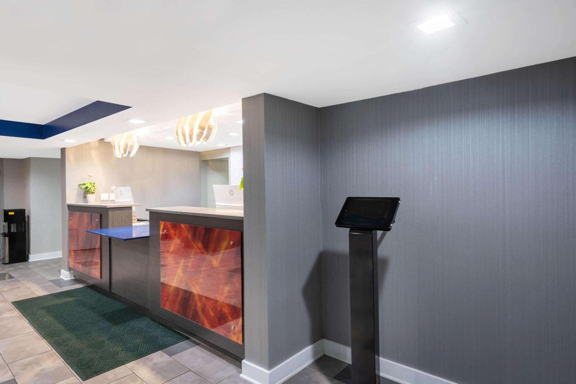 Baymont by Wyndham Murfreesboro photo 26
