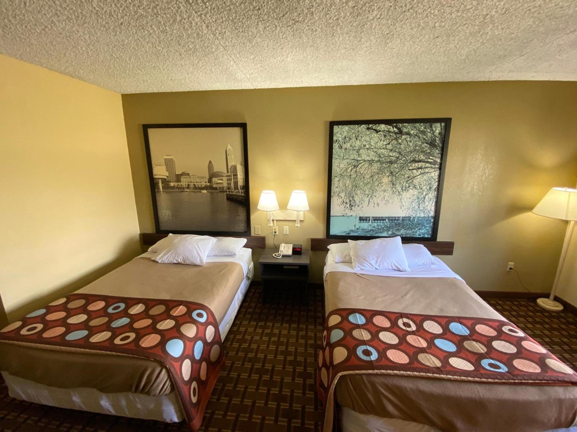 Super 8 by Wyndham Port Clinton photo 16