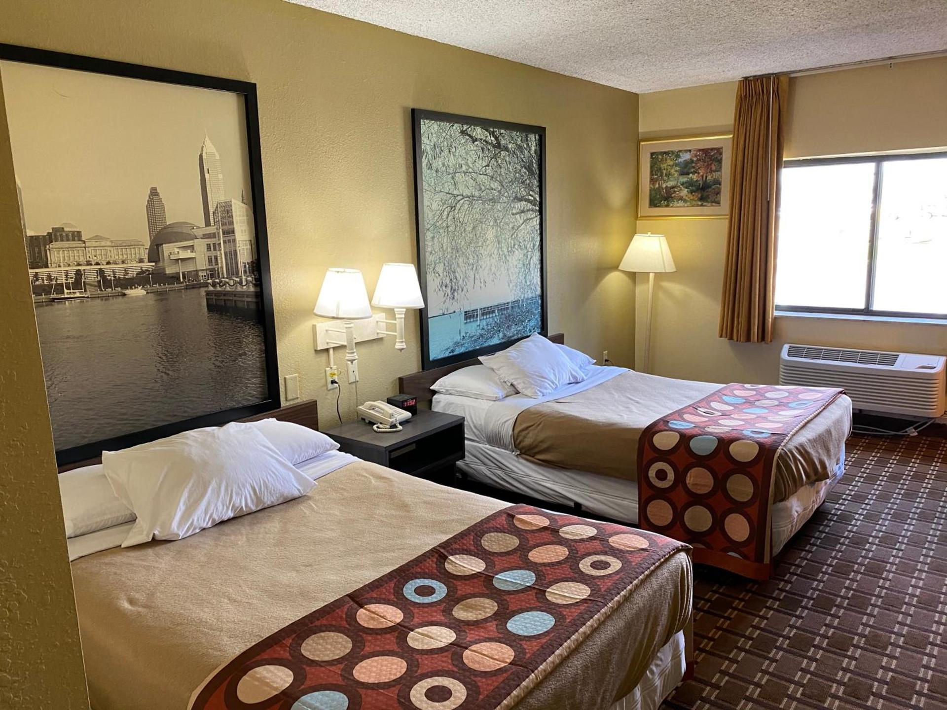 Super 8 by Wyndham Port Clinton photo 20