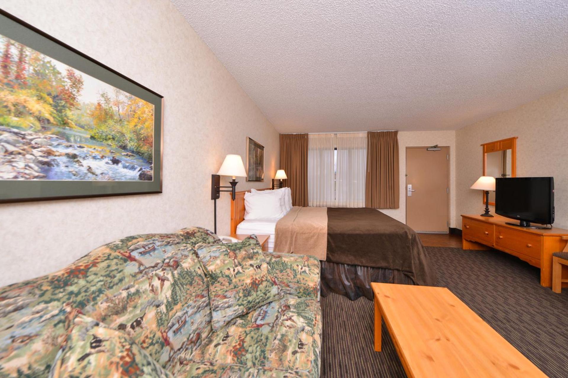 Kelly Inn and Suites Mitchell photo 10