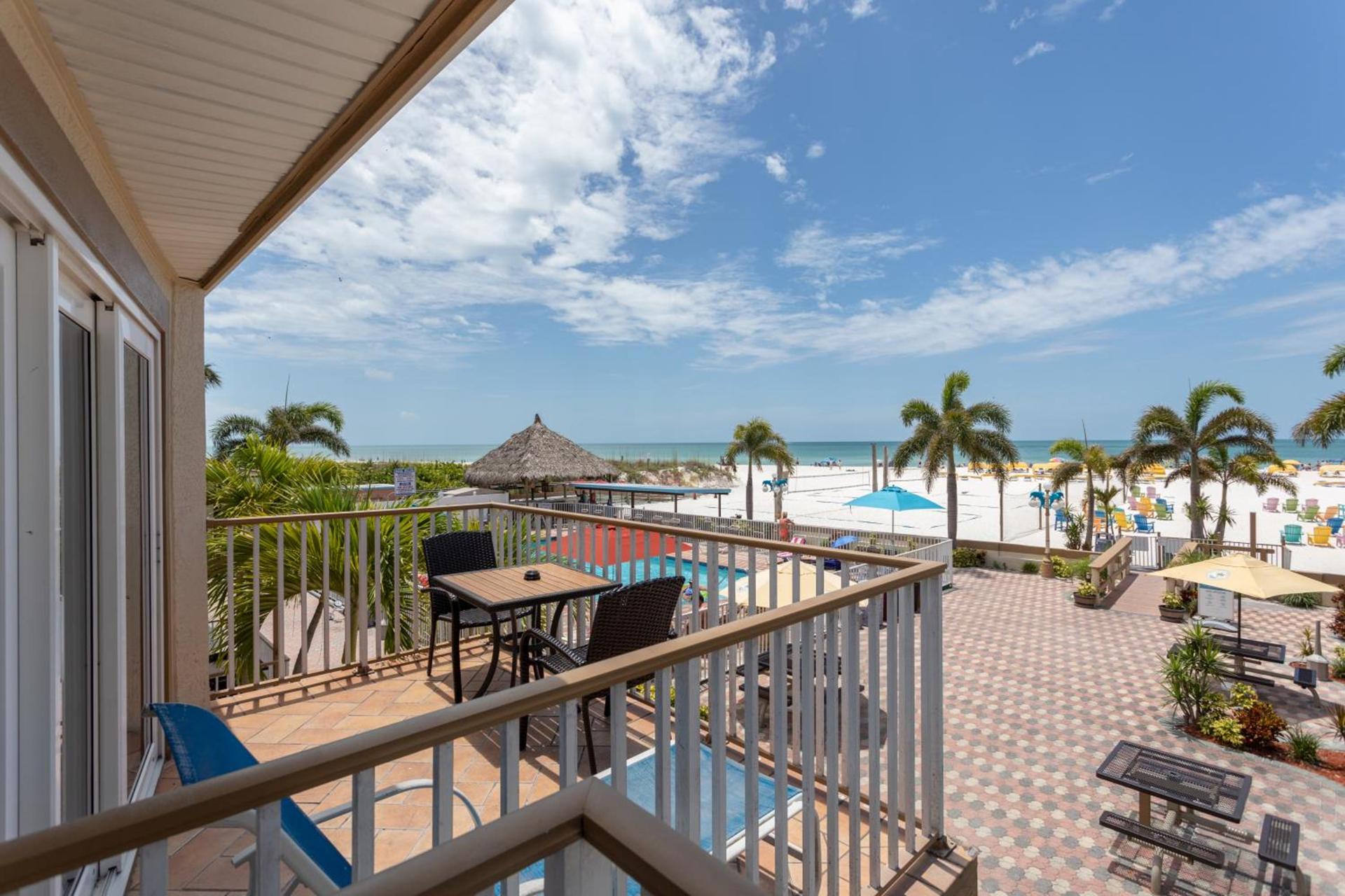 Plaza Beach Hotel - Beachfront Resort photo 67