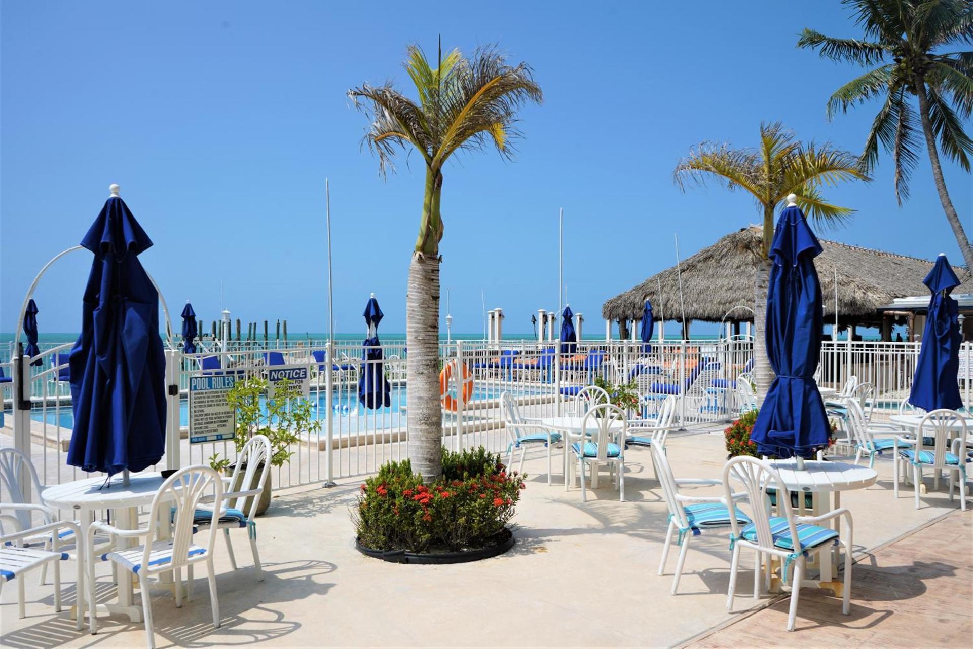 Glunz Ocean Beach Hotel and Resort photo 82