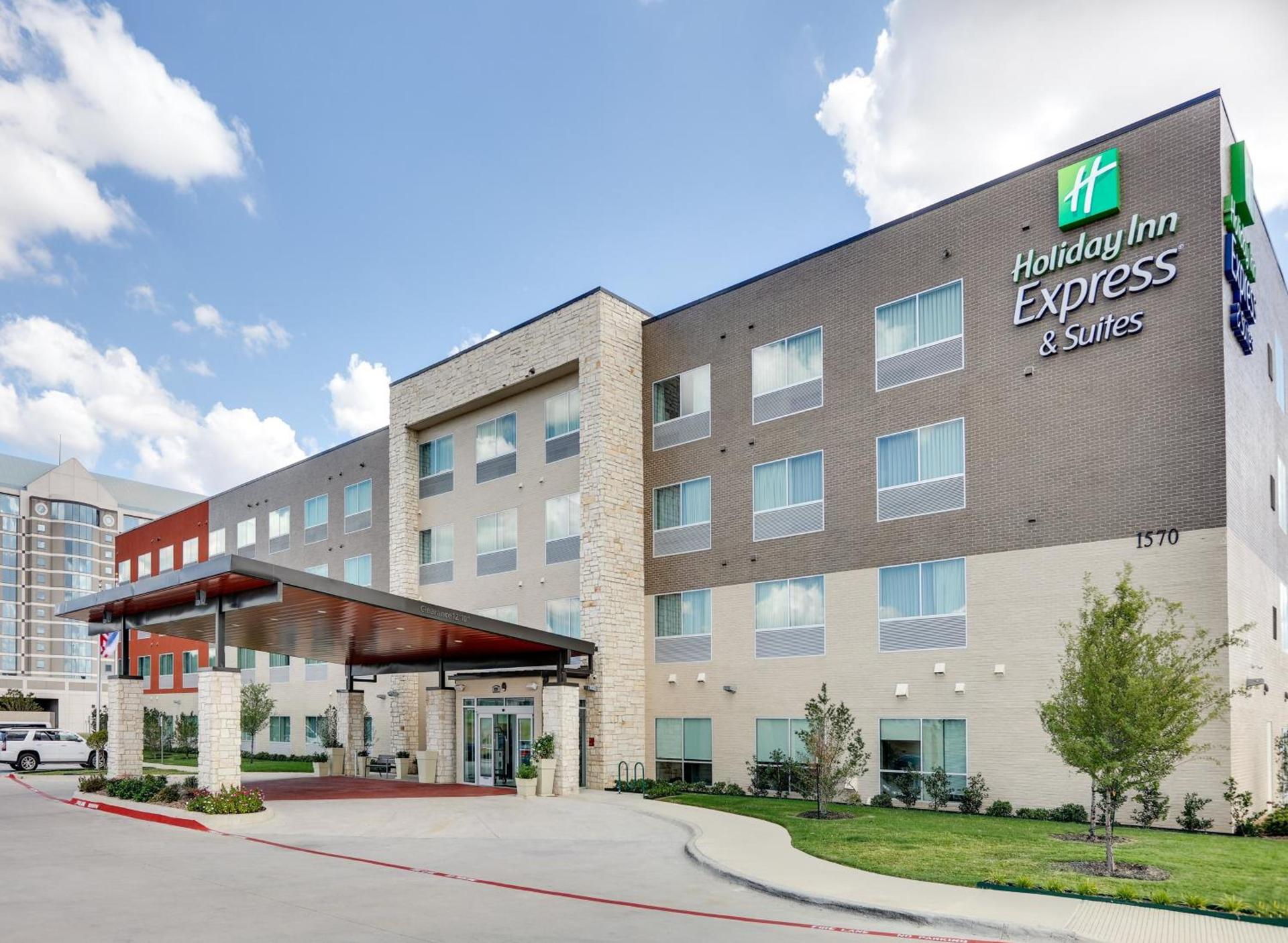 Holiday Inn Express & Suites Dallas NW - Farmers Branch by IHG — hotel in Farmers Branch