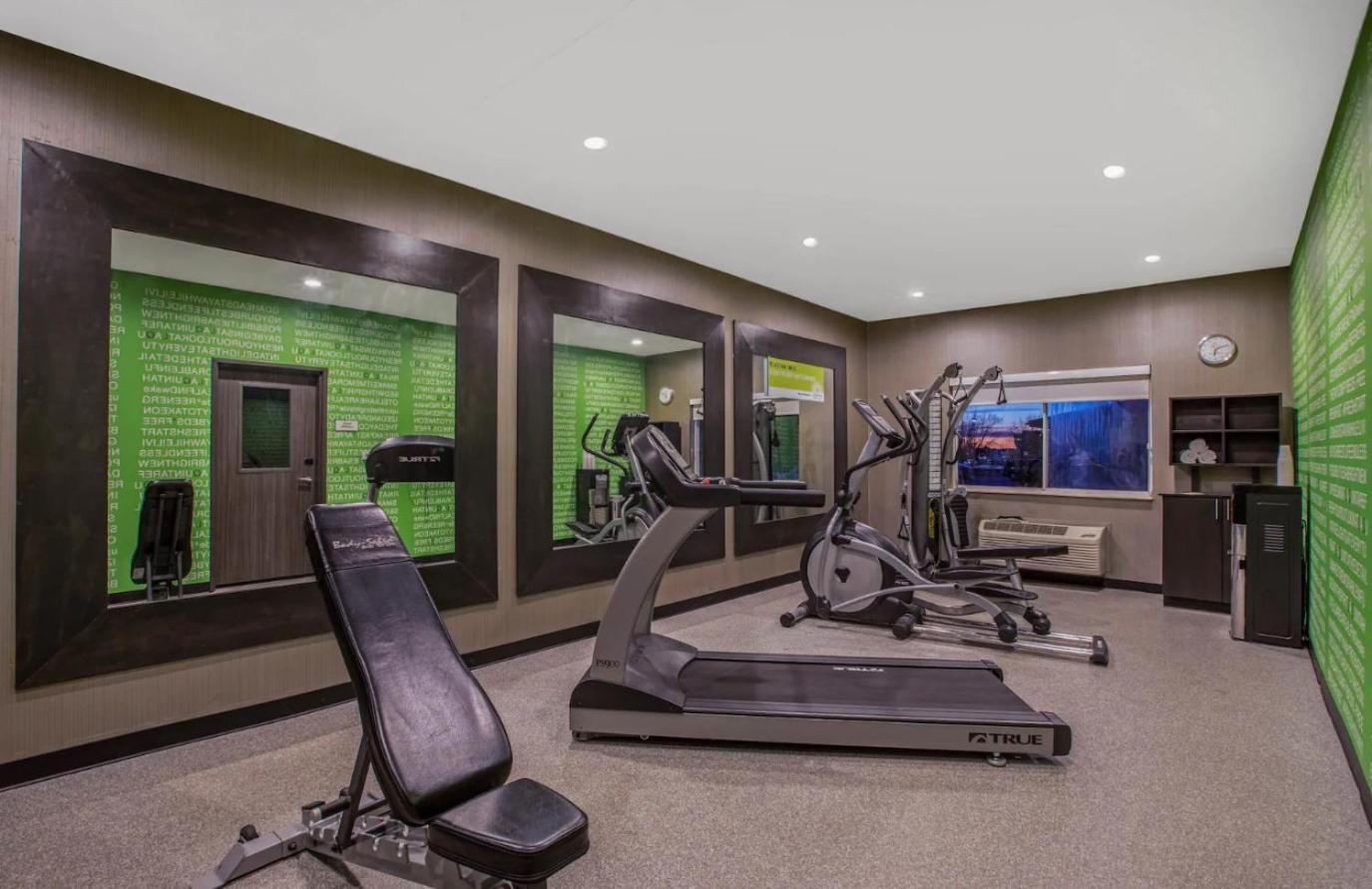 La Quinta by Wyndham Fayetteville photo 14