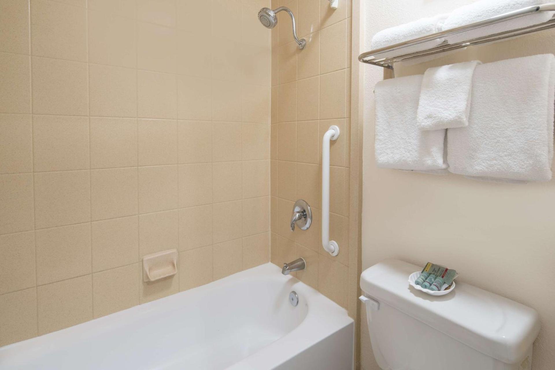 Best Western San Diego/Miramar Hotel photo 22