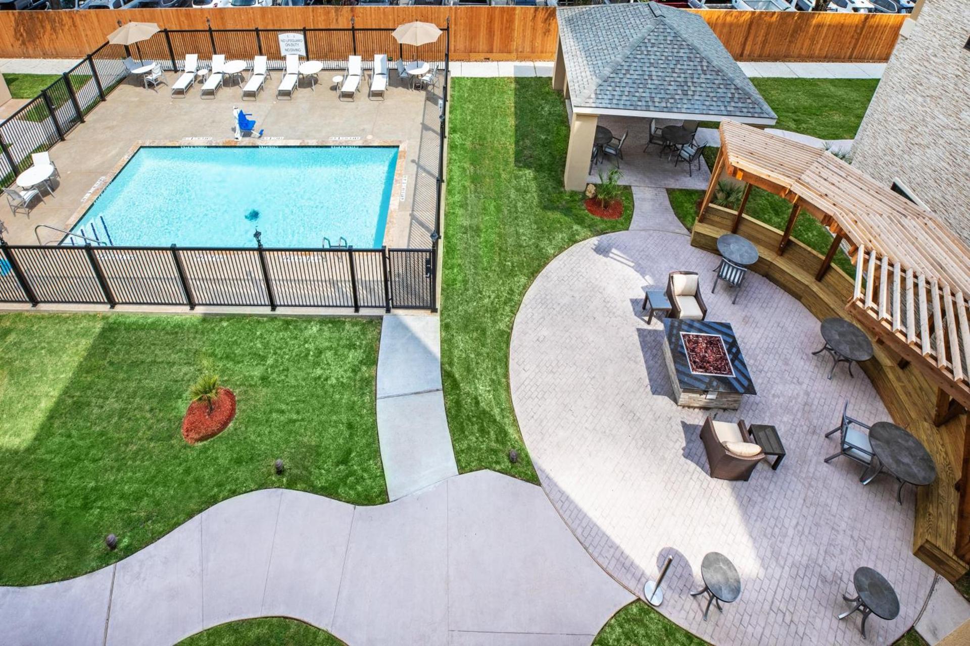 Staybridge Suites - Houston IAH Airport East by IHG photo 15