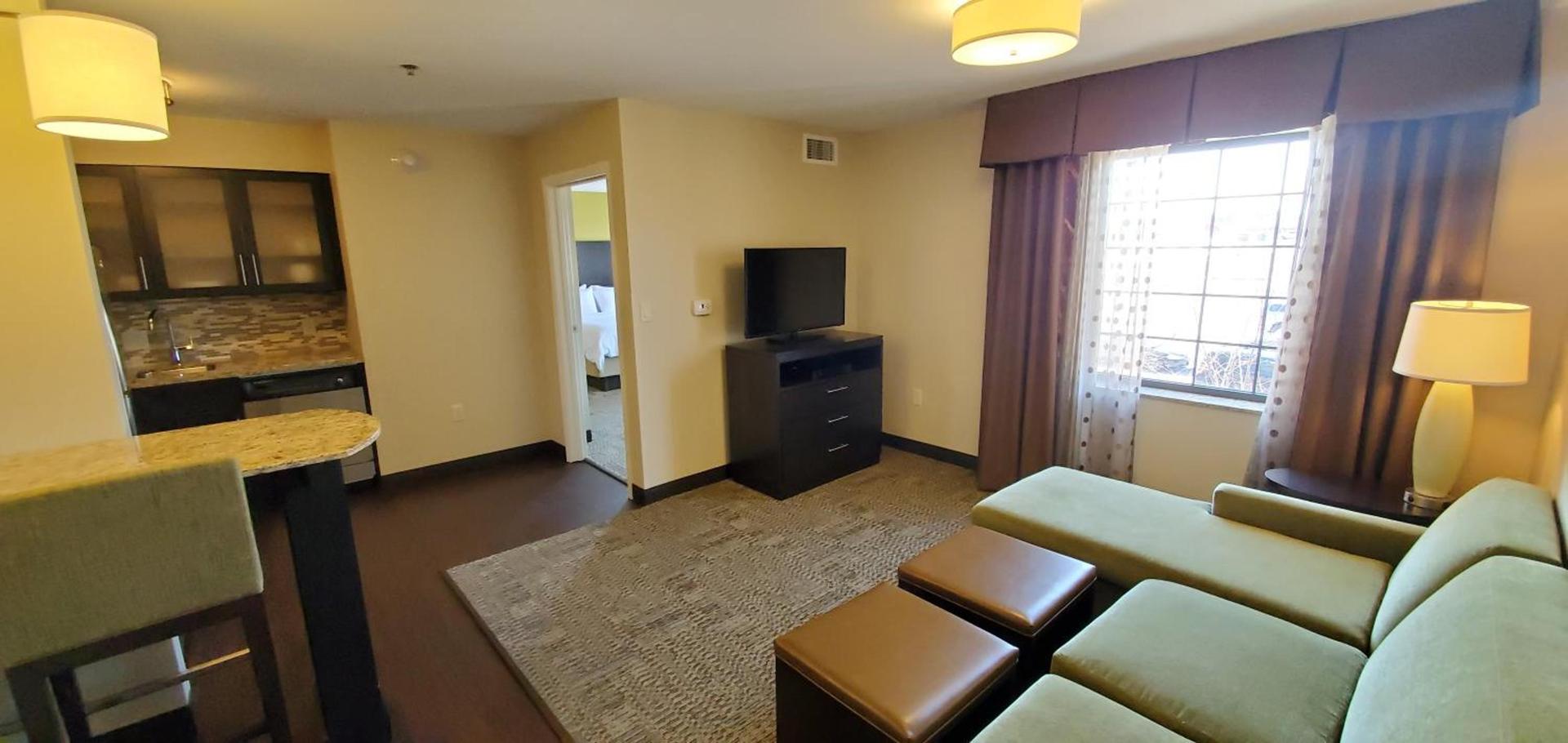 Staybridge Suites Eau Claire - Altoona by IHG photo 42
