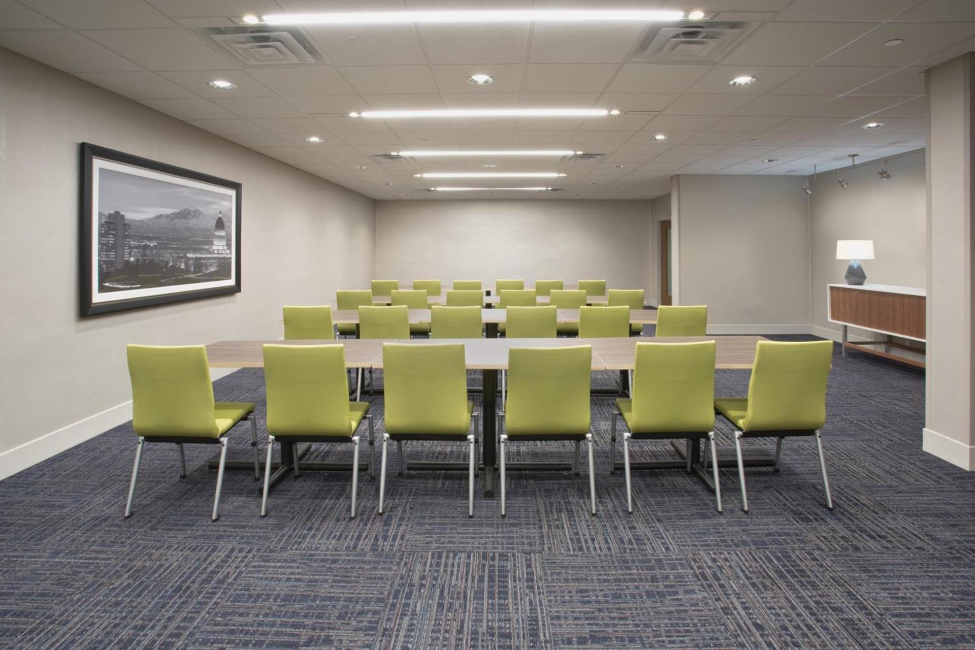 Holiday Inn Express - McCook by IHG photo 29