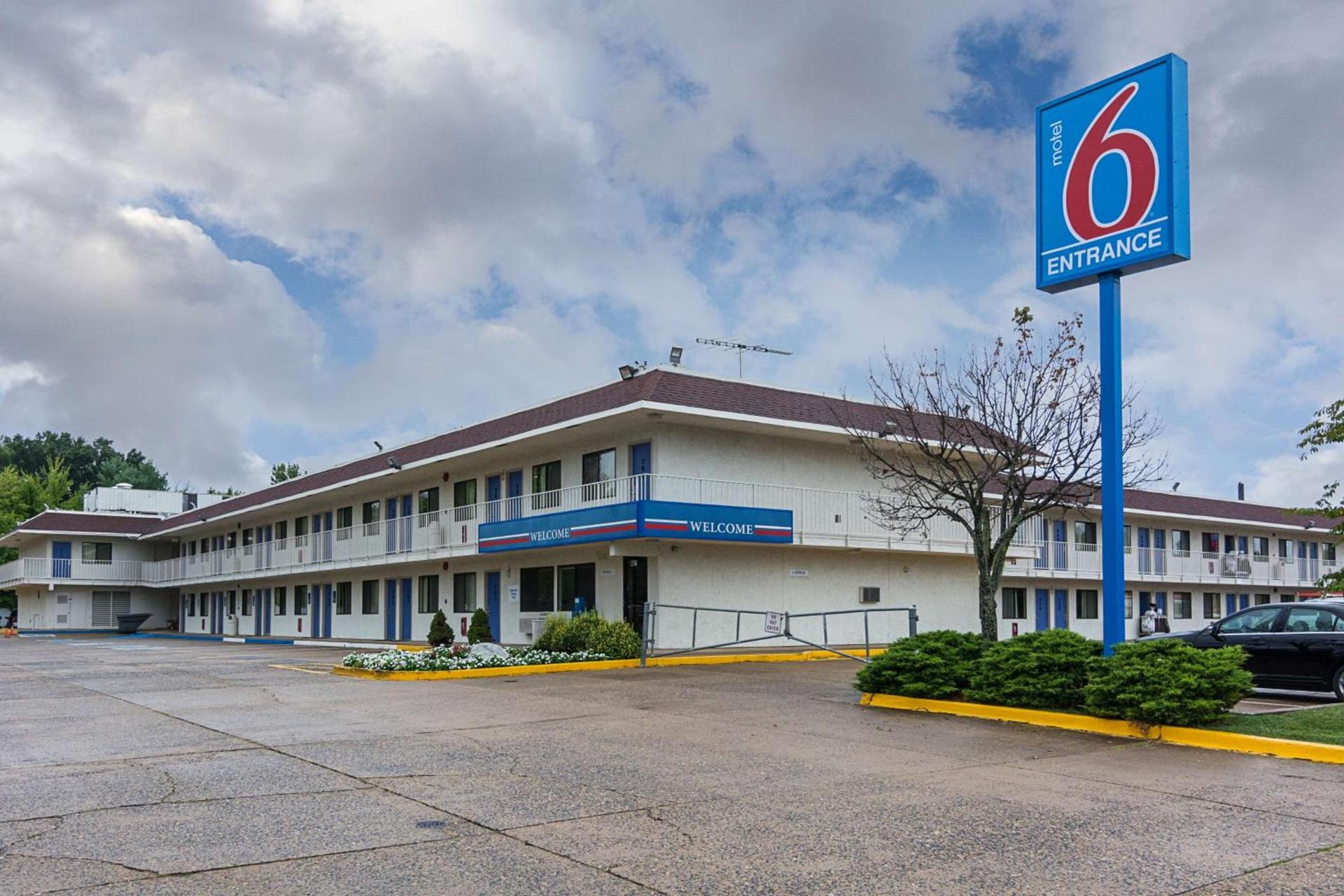 Motel 6 Fredericksburg, Va - North photo 1