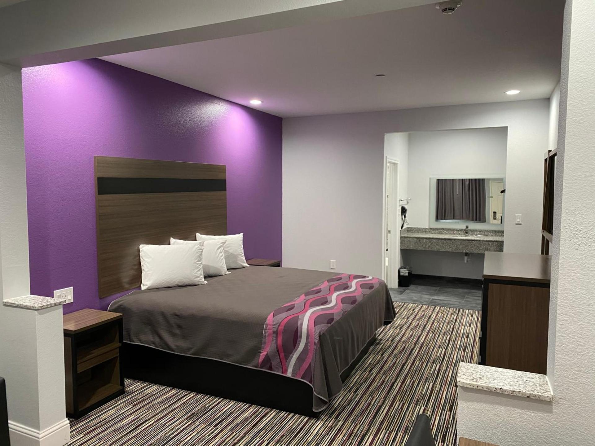 Palace Inn Crosby photo 13