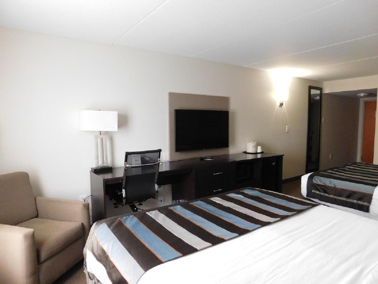 Wingate by Wyndham Bowling Green photo 16