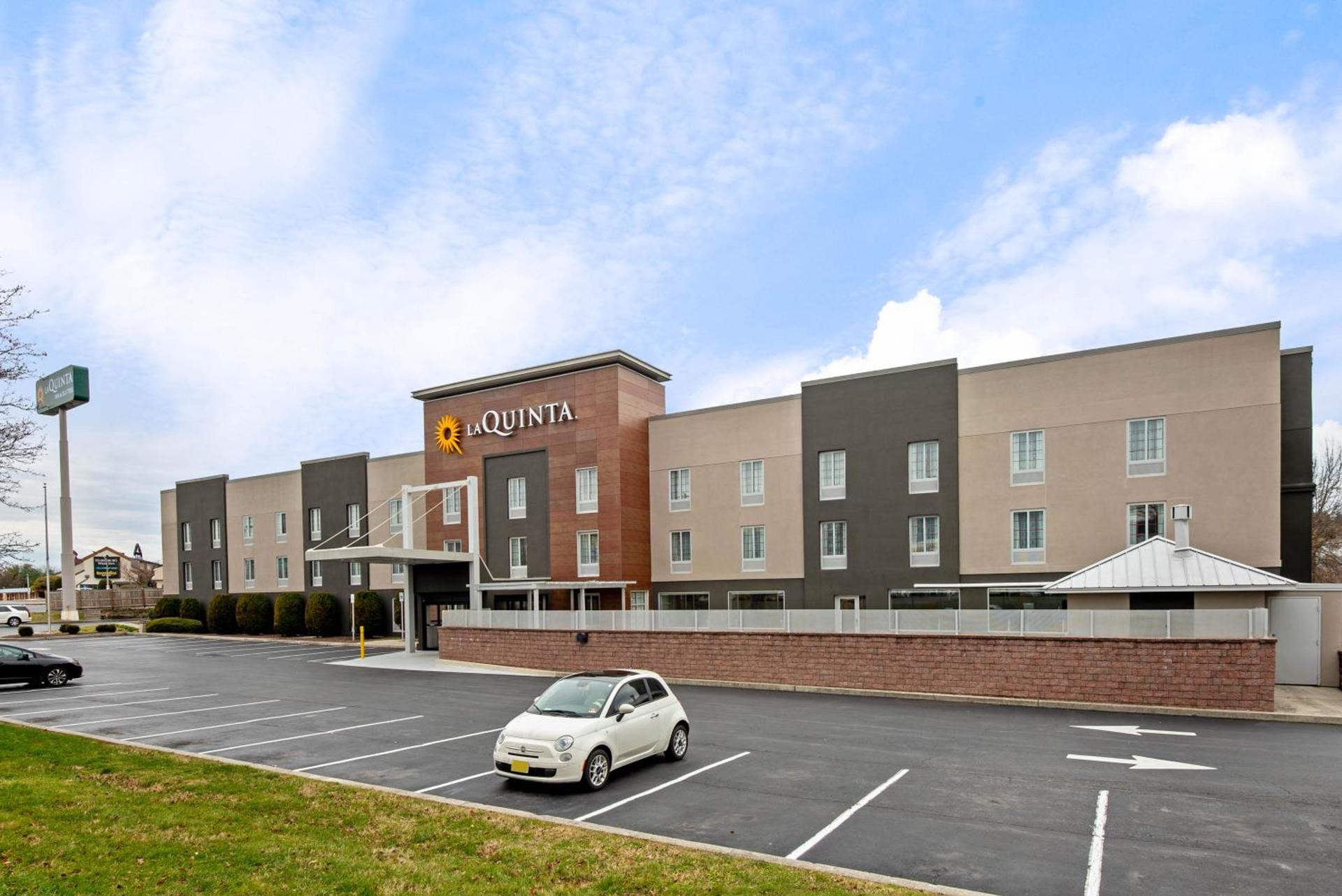 La Quinta by Wyndham New Cumberland - Harrisburg — hotel in New Cumberland