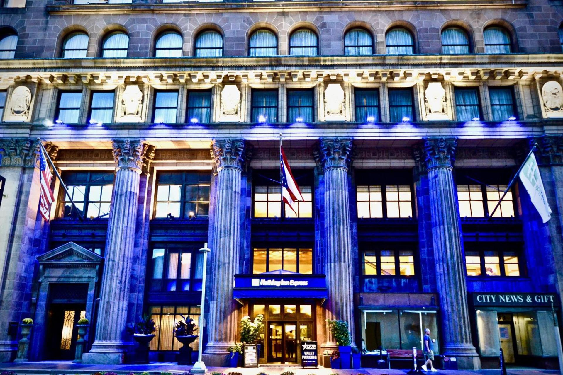 Holiday Inn Express Cleveland Downtown by IHG photo 5
