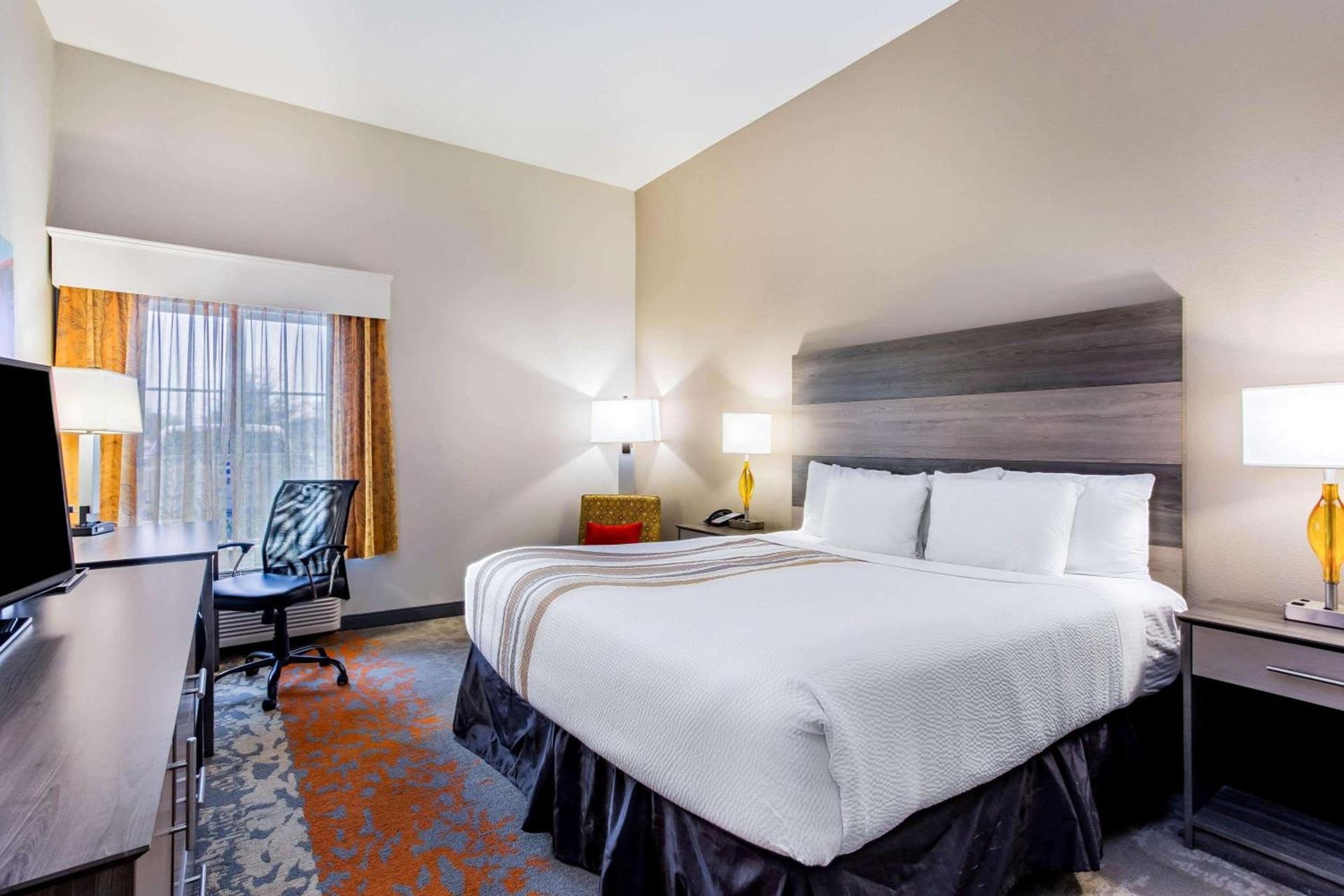 La Quinta by Wyndham Andrews photo 16