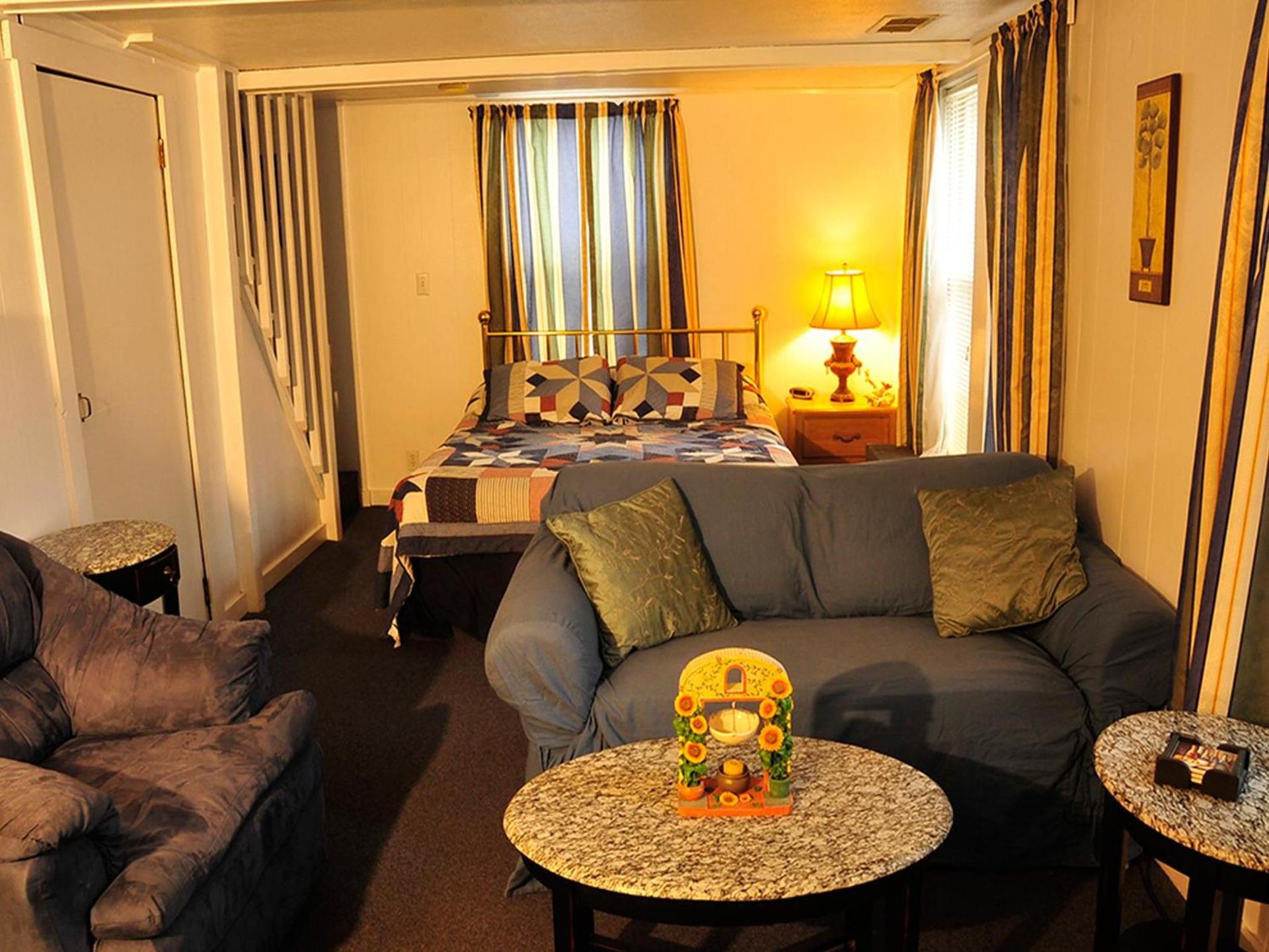 Willows Motel photo 5