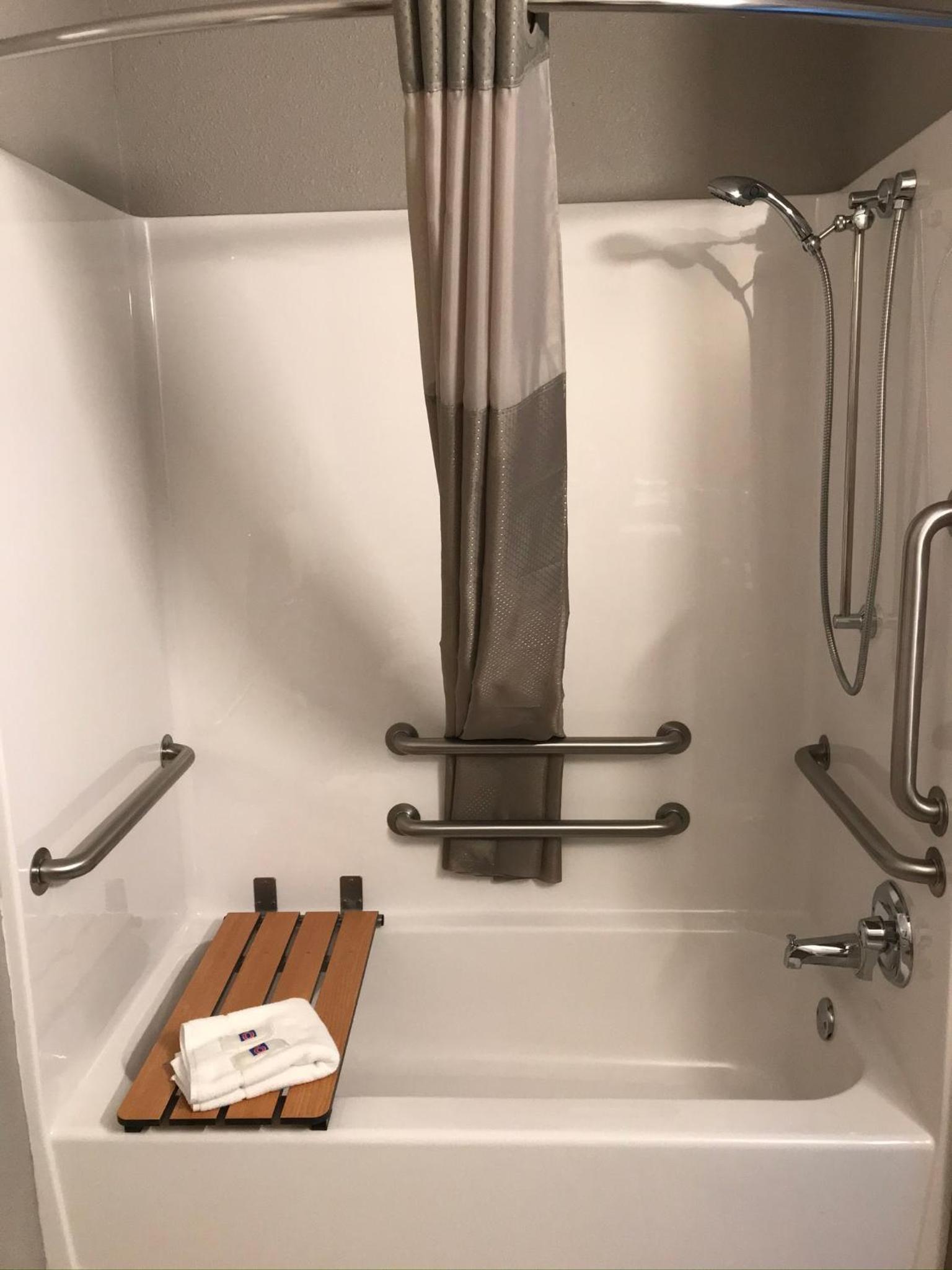 Motel 6-Fort Wayne, IN photo 63