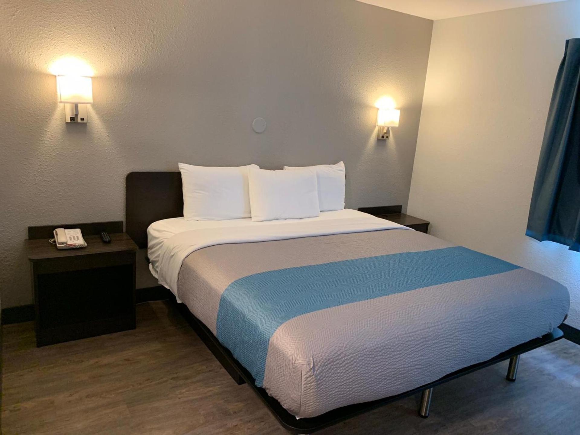 Motel 6-Fort Wayne, IN photo 43