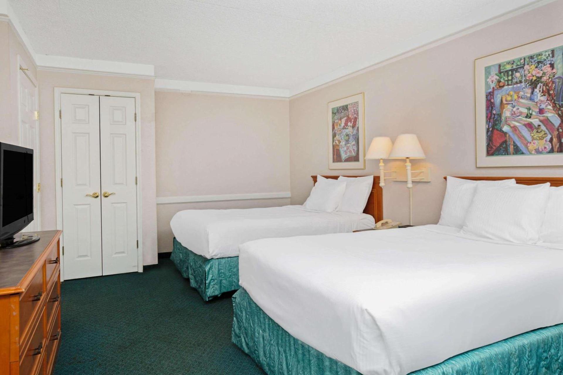 Days Inn by Wyndham Reno photo 10