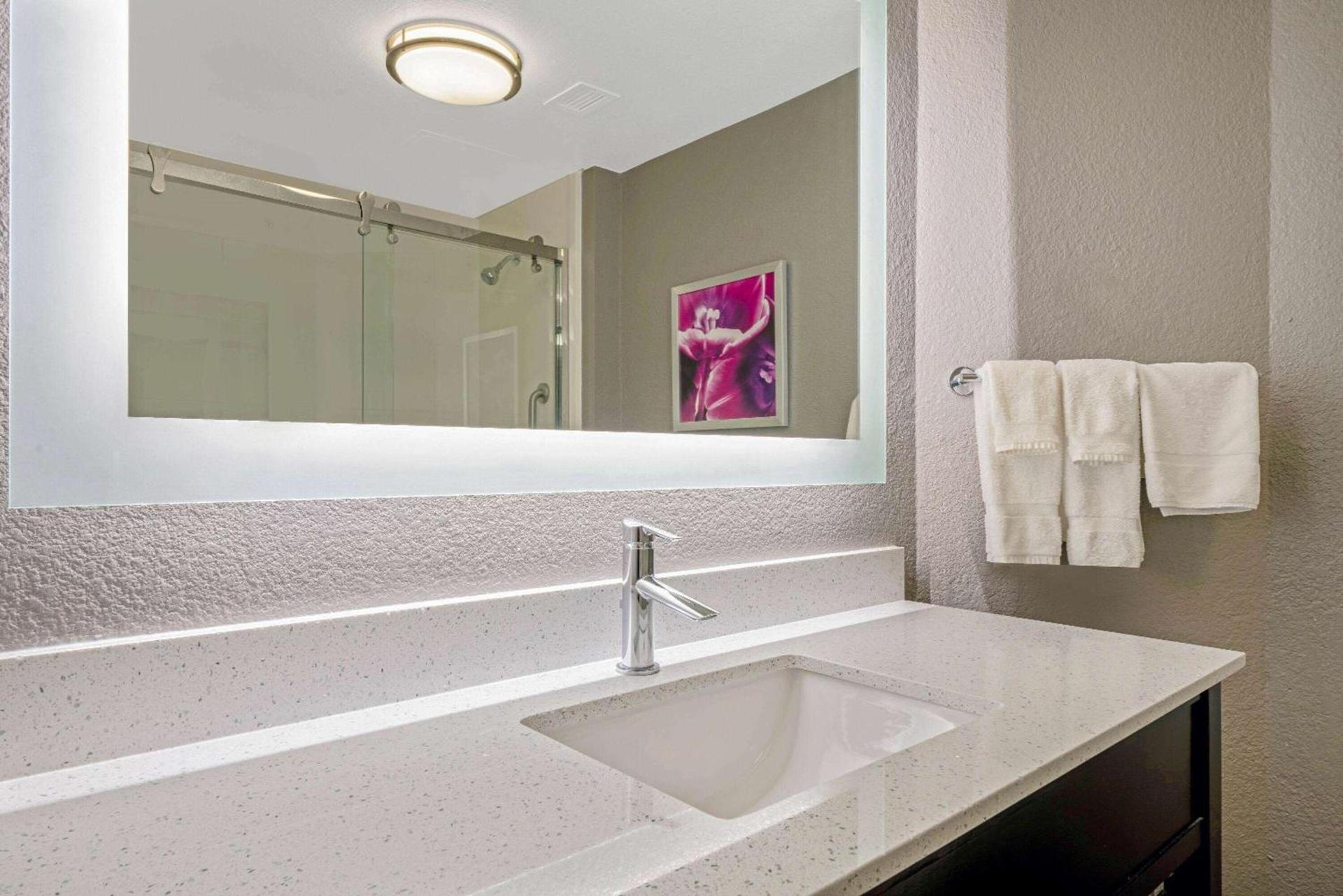 La Quinta by Wyndham Orem University Pwy Provo photo 56