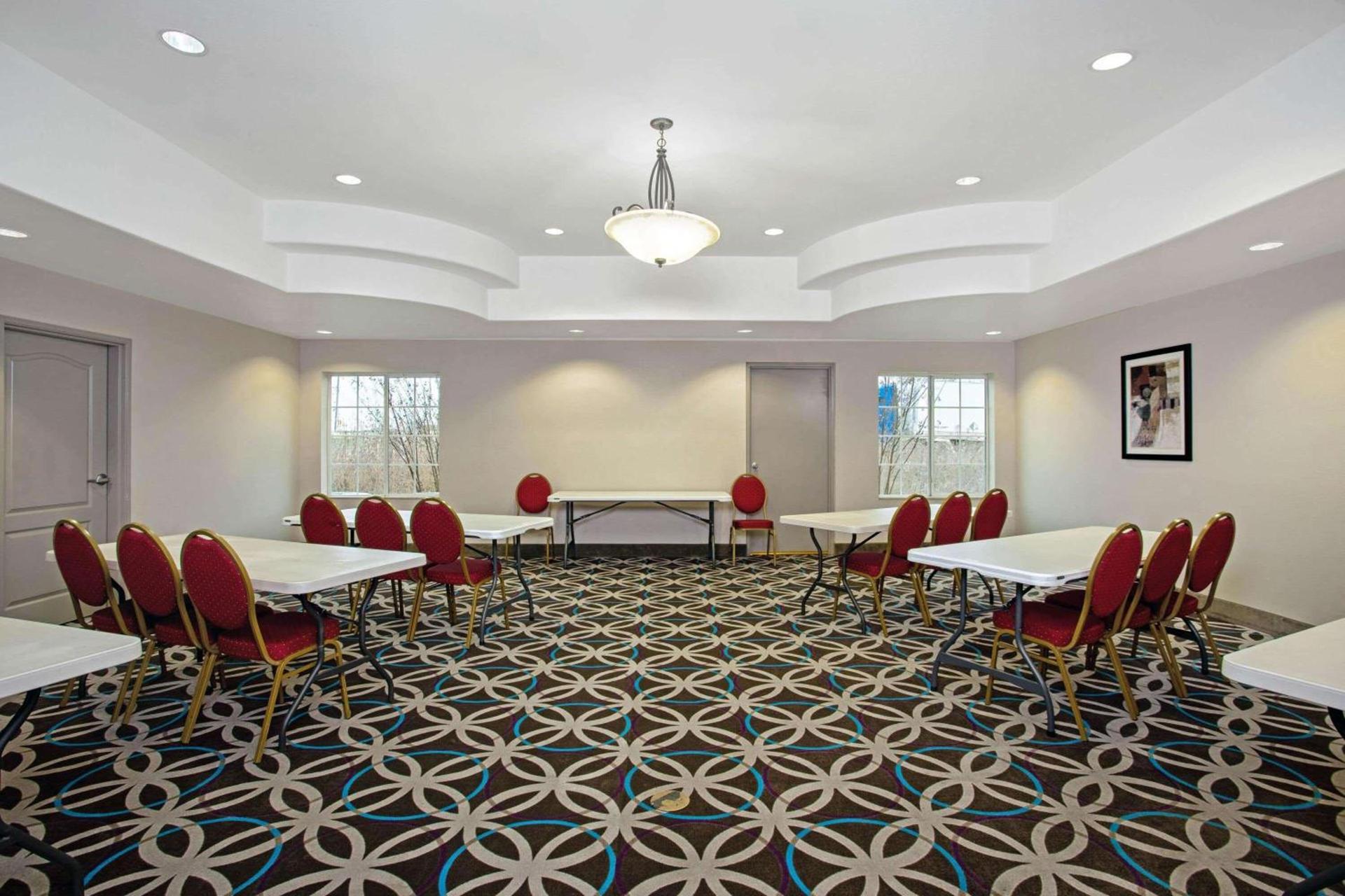 La Quinta by Wyndham Fairfield TX photo 20