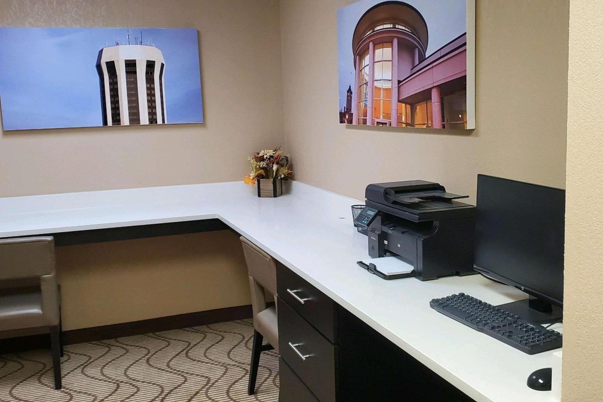 Comfort Inn & Suites Decatur-Forsyth photo 10