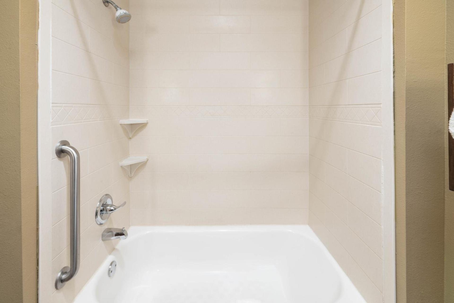 La Quinta by Wyndham Boutte photo 24