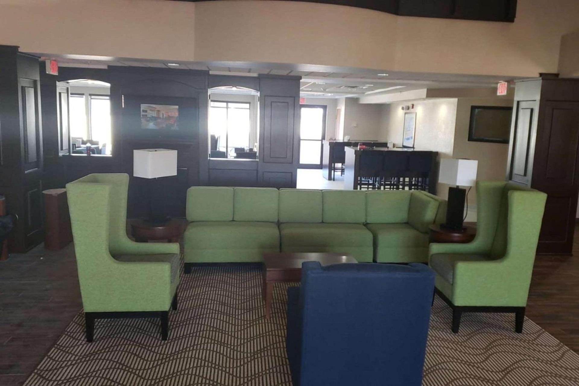 Comfort Inn & Suites Decatur-Forsyth photo 4