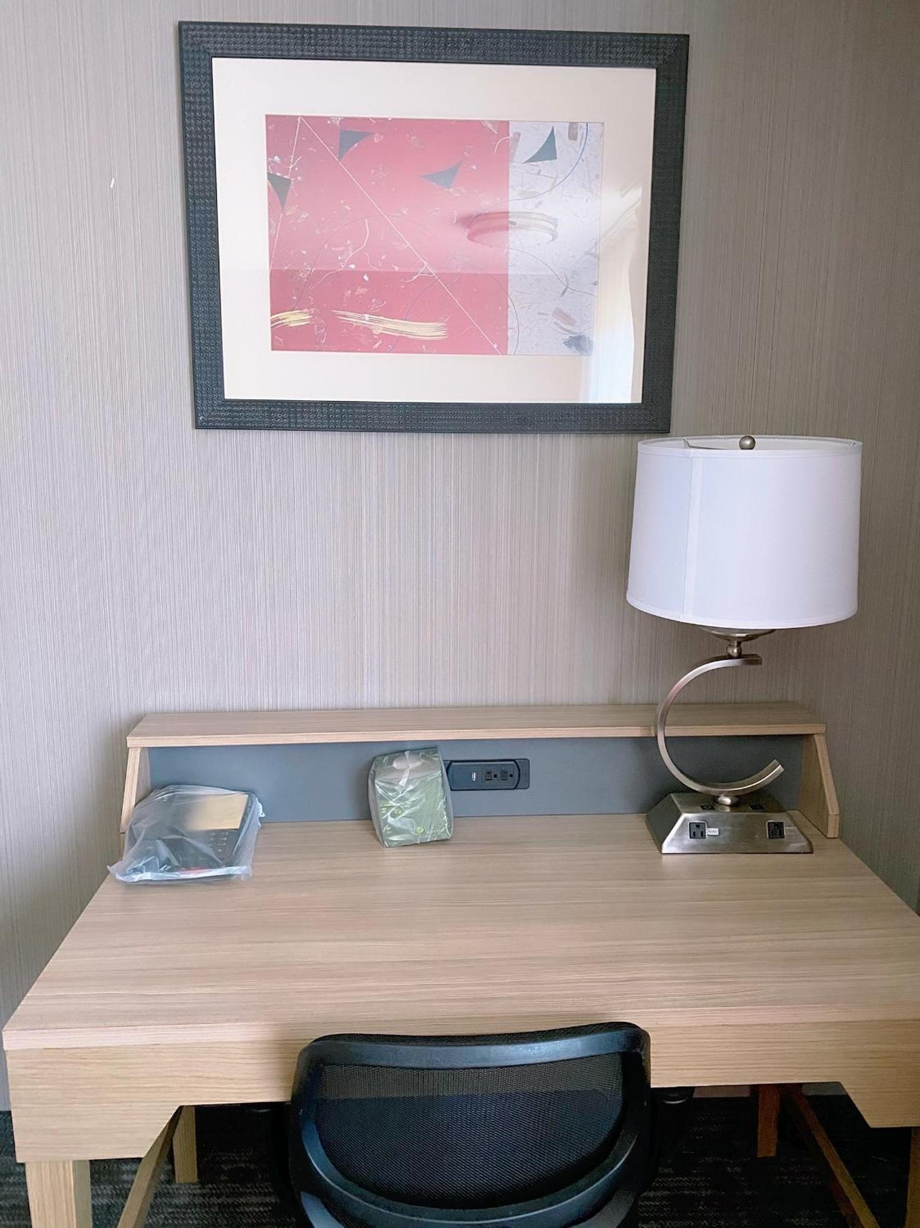 Country Inn & Suites by Radisson, Delta Park North Portland photo 15