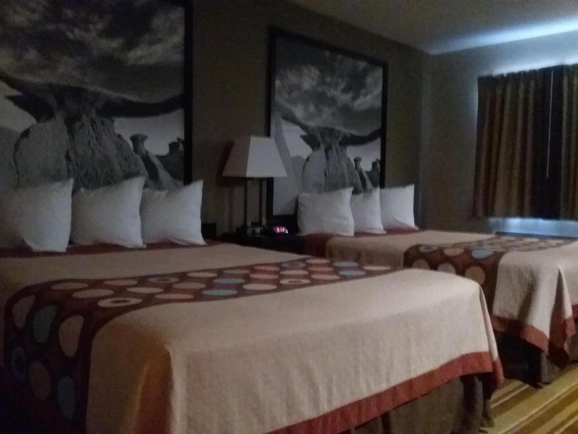 Super 8 by Wyndham Taos photo 25