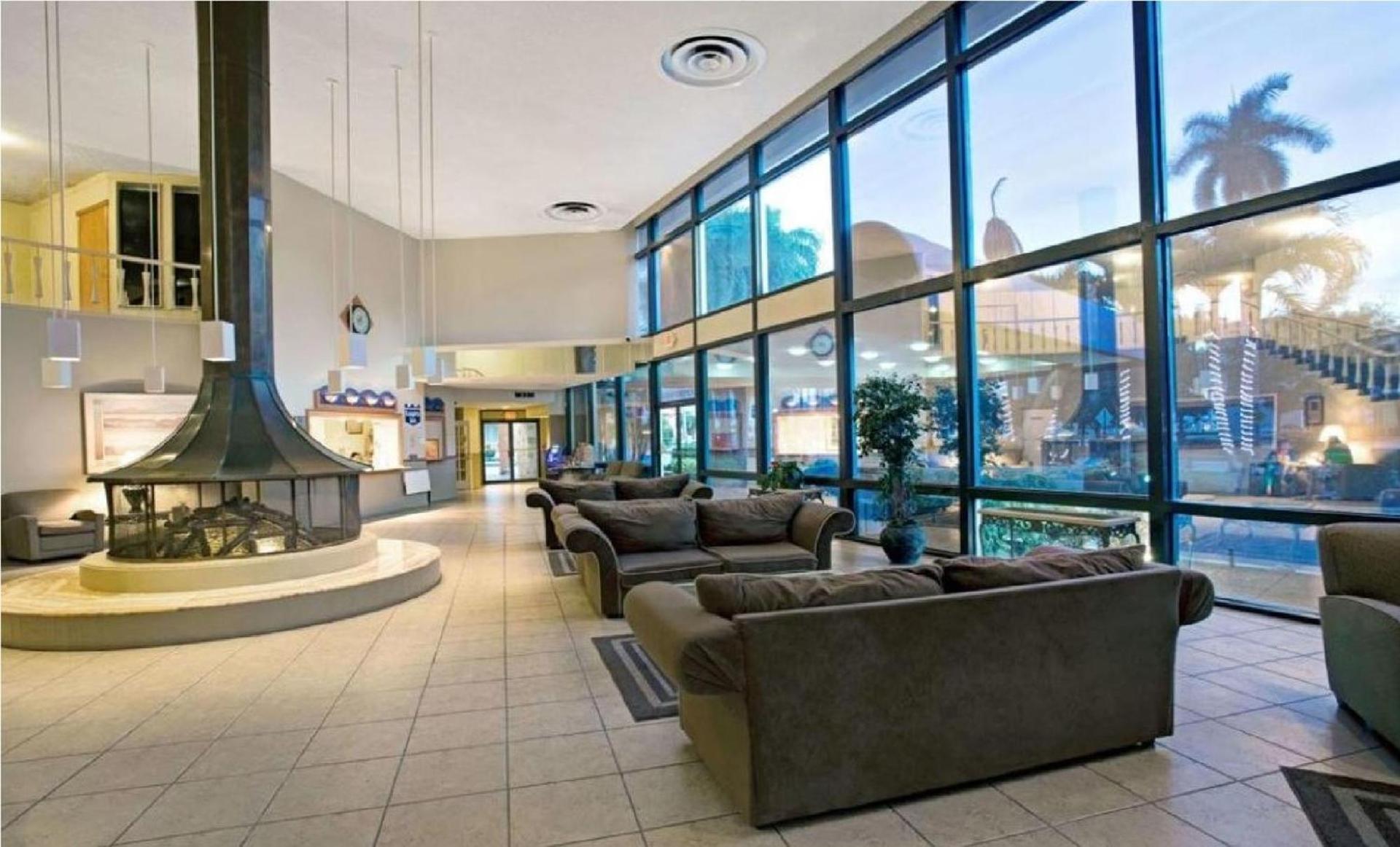 Bposhtels Hollywood Florida photo 8