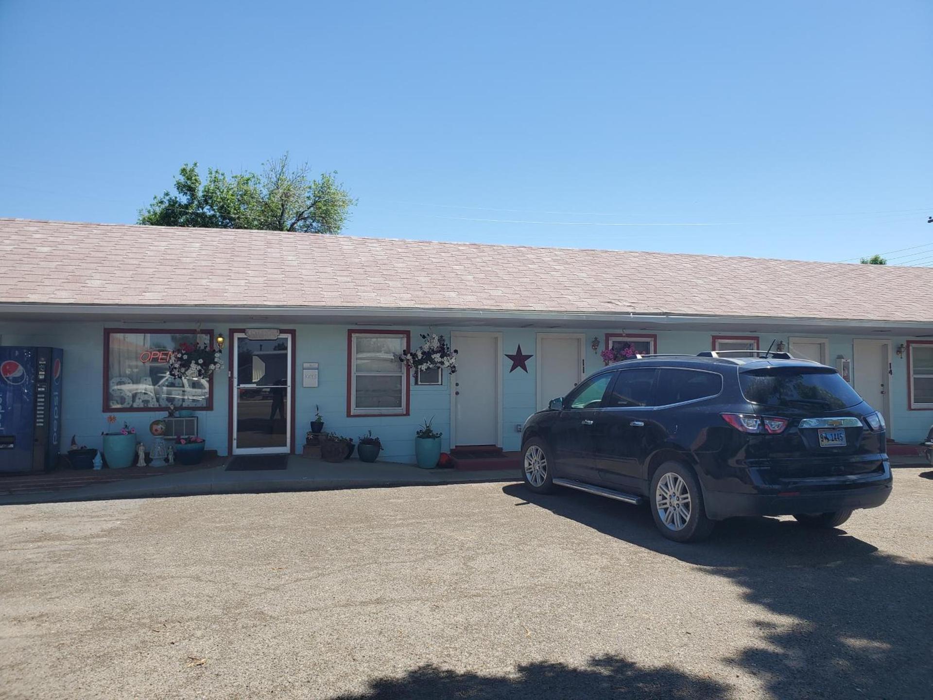 Sage Motel photo 28