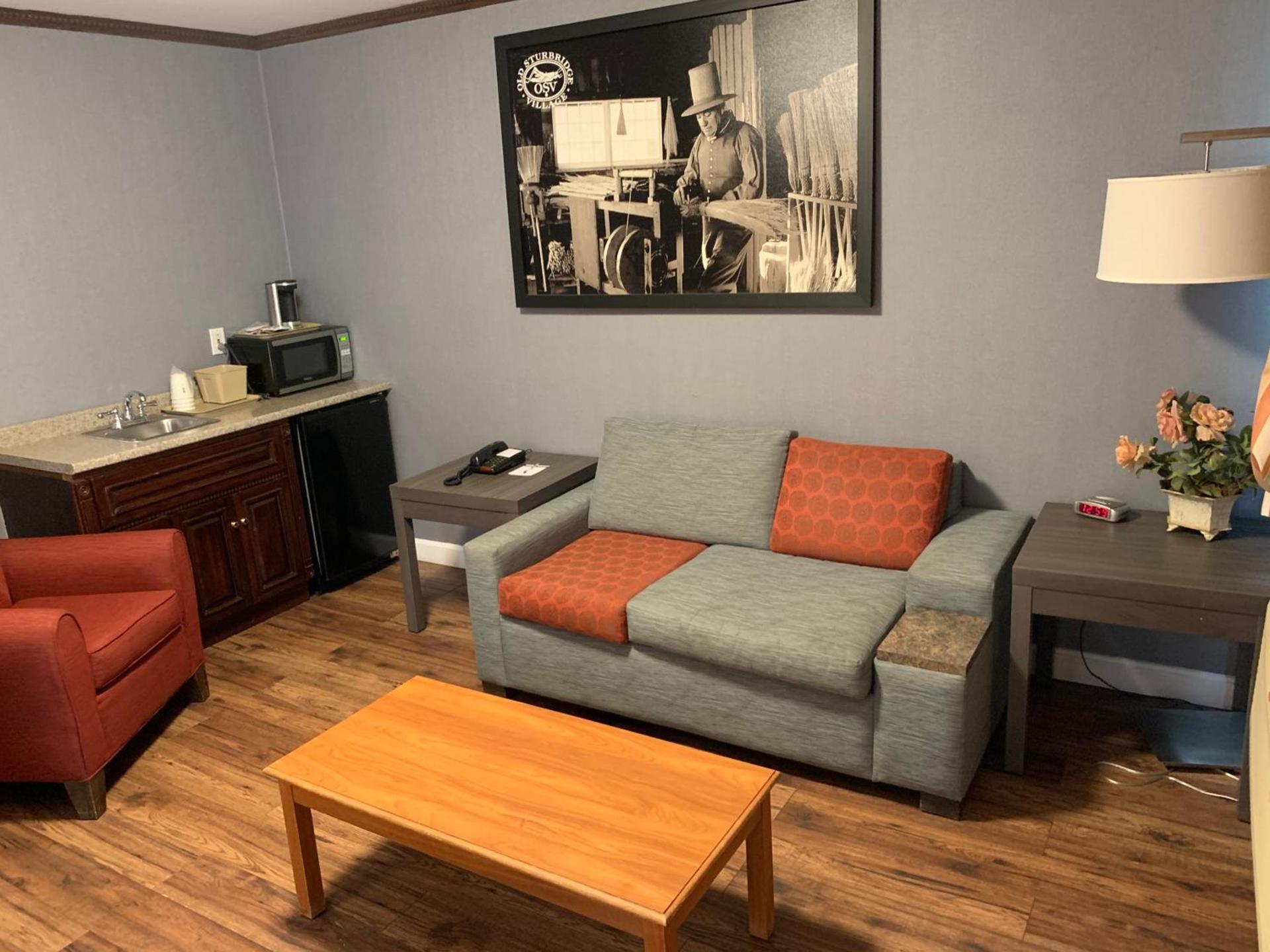 Super 8 by Wyndham Sturbridge photo 43