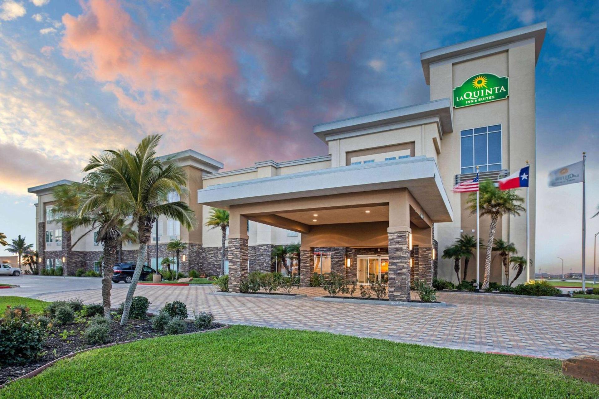 La Quinta by Wyndham Corpus Christi - Portland photo 2