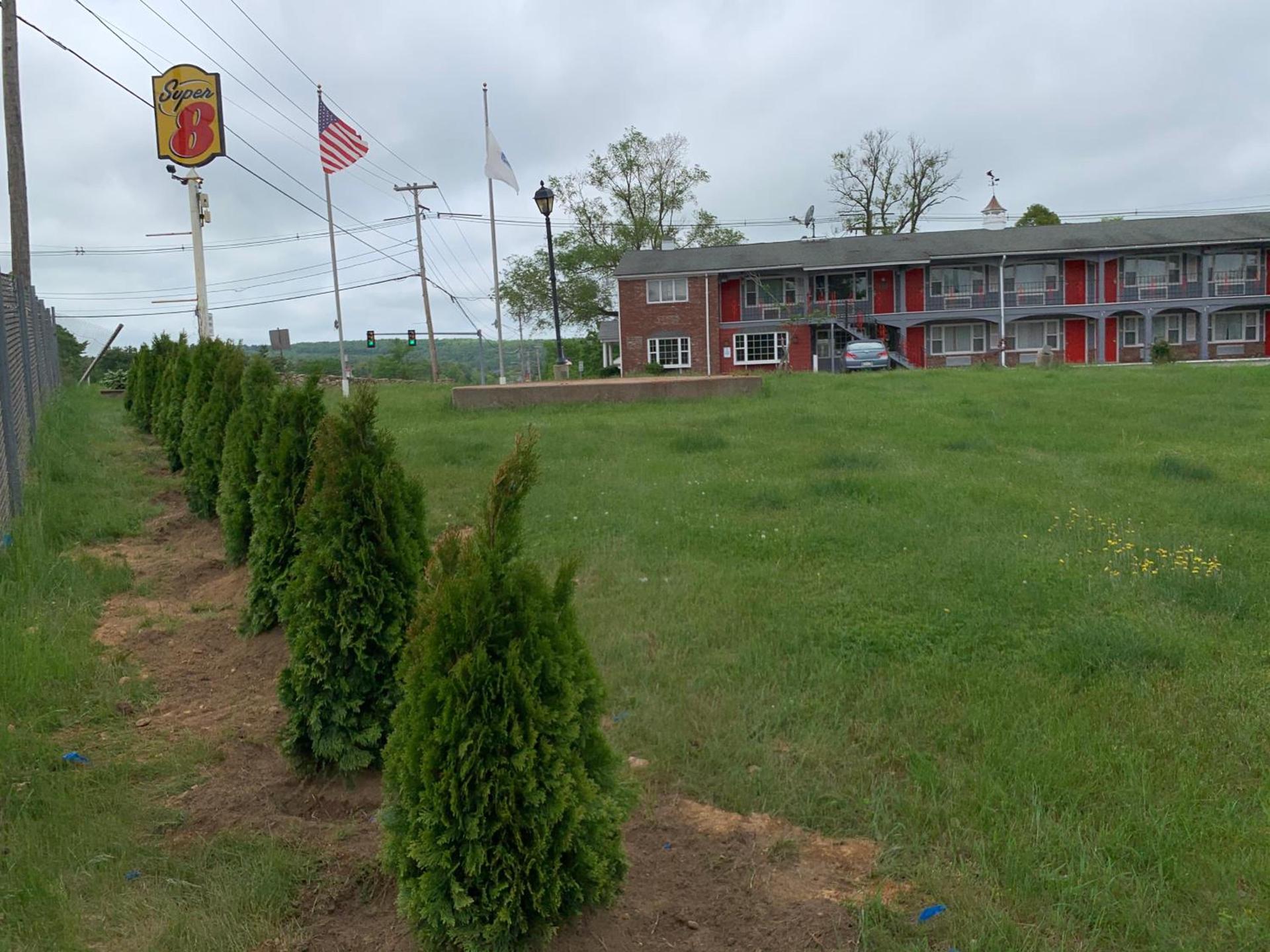 Super 8 by Wyndham Sturbridge photo 26