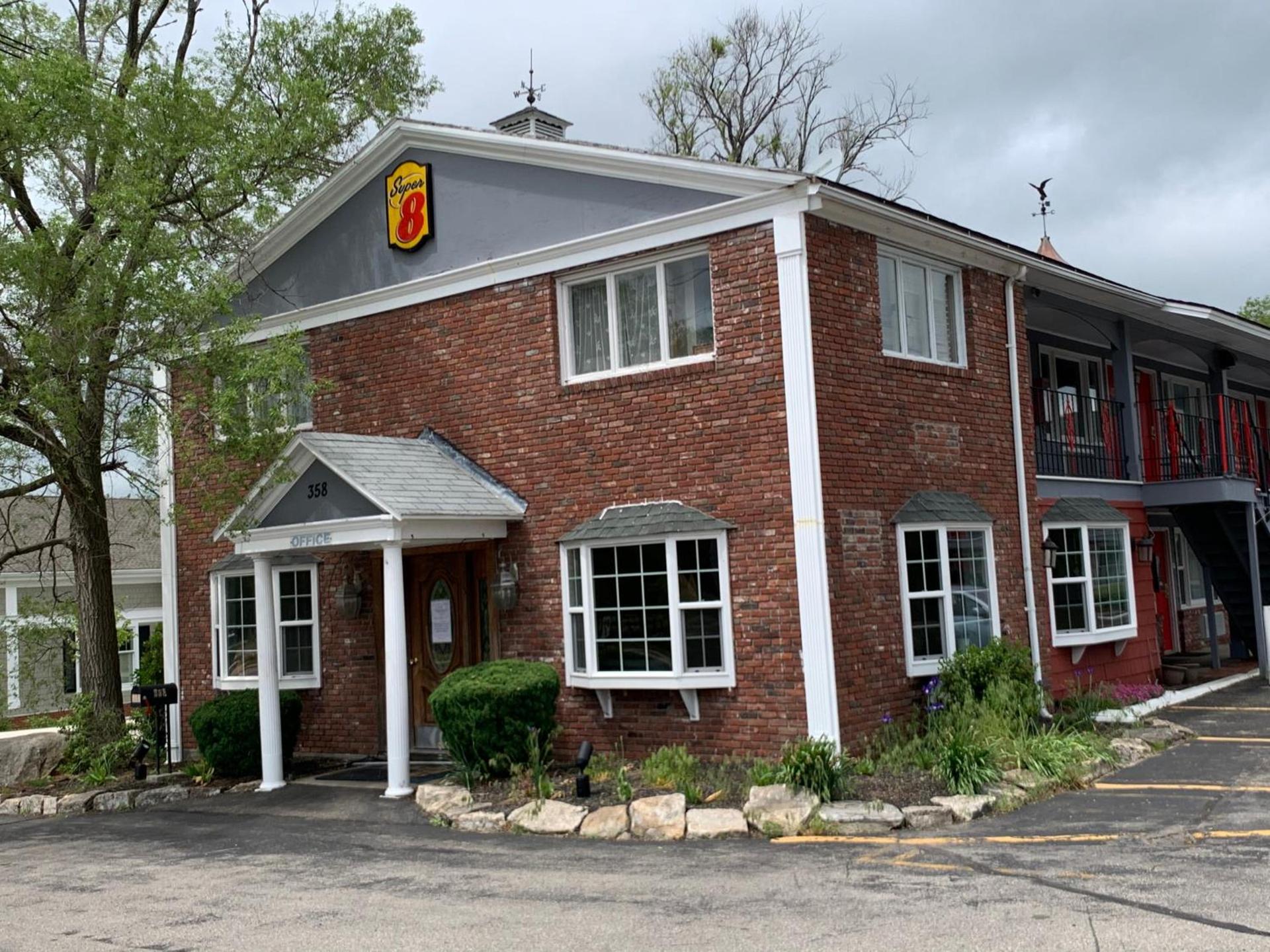 Super 8 by Wyndham Sturbridge photo 23