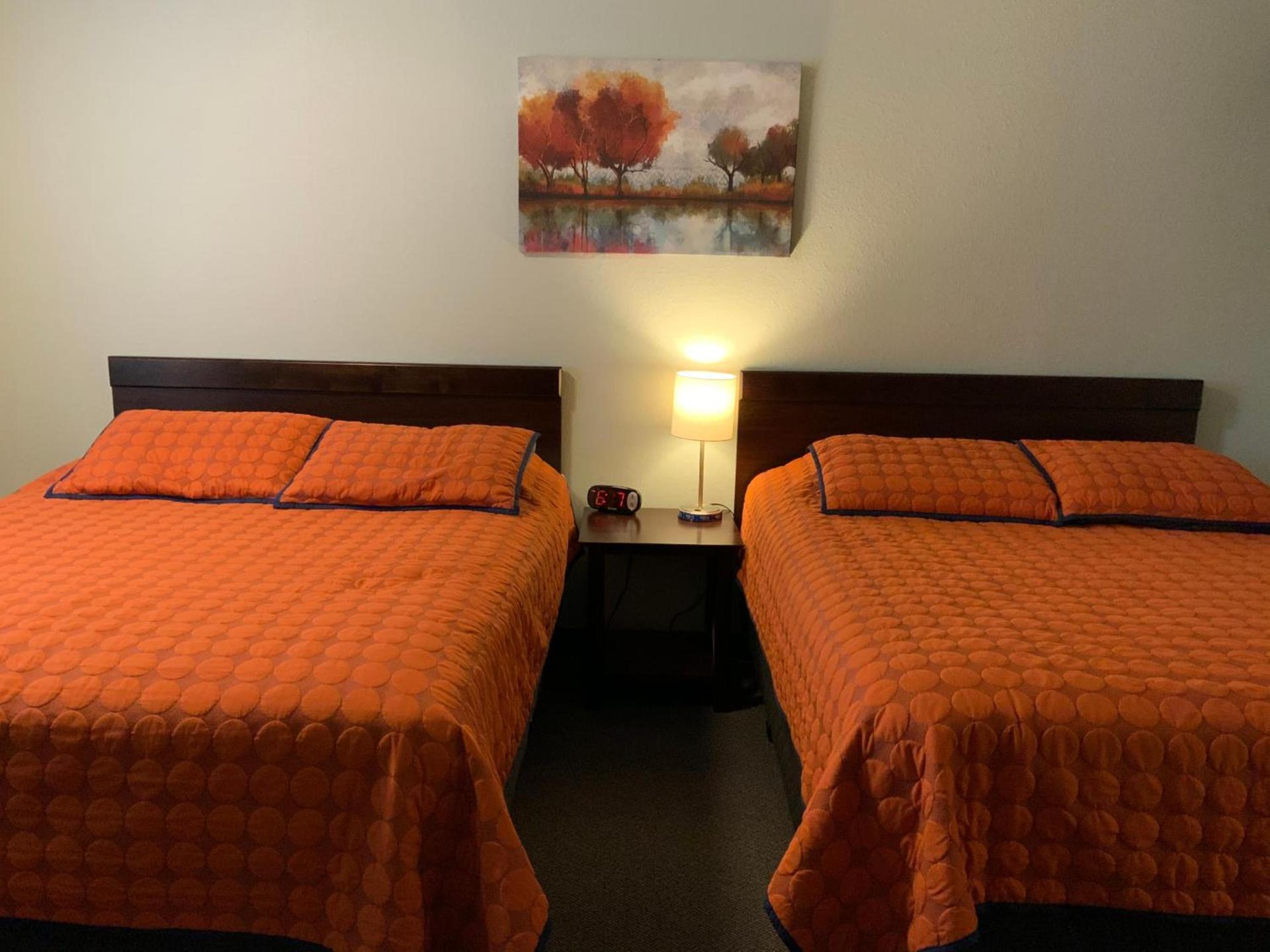 Rockerville Lodge & Cabins photo 62