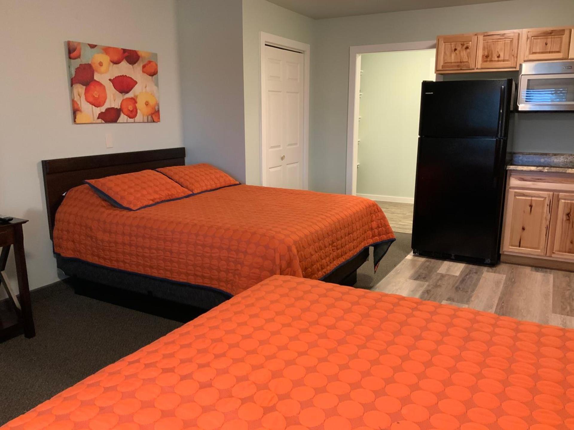 Rockerville Lodge & Cabins photo 54