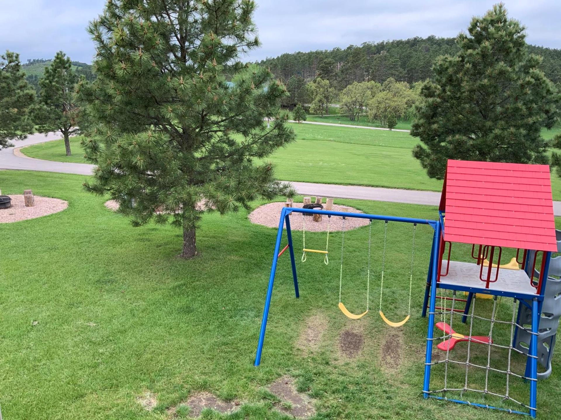 Rockerville Lodge & Cabins photo 49