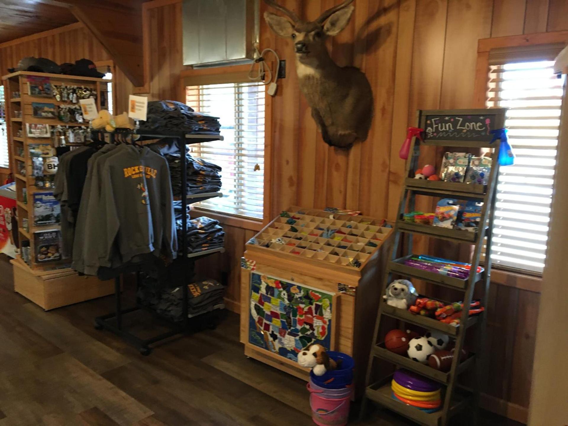 Rockerville Lodge & Cabins photo 5