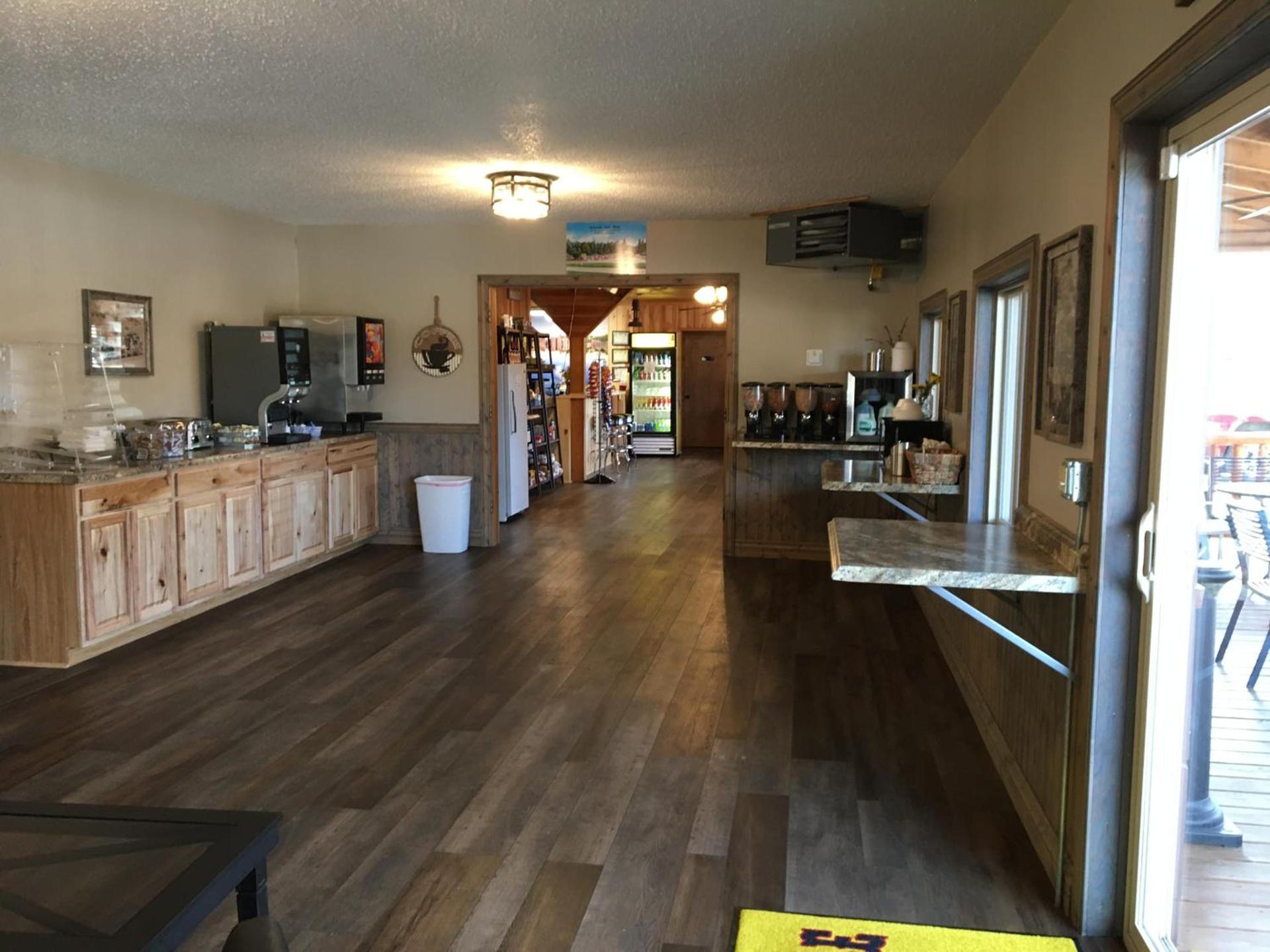 Rockerville Lodge & Cabins photo 7