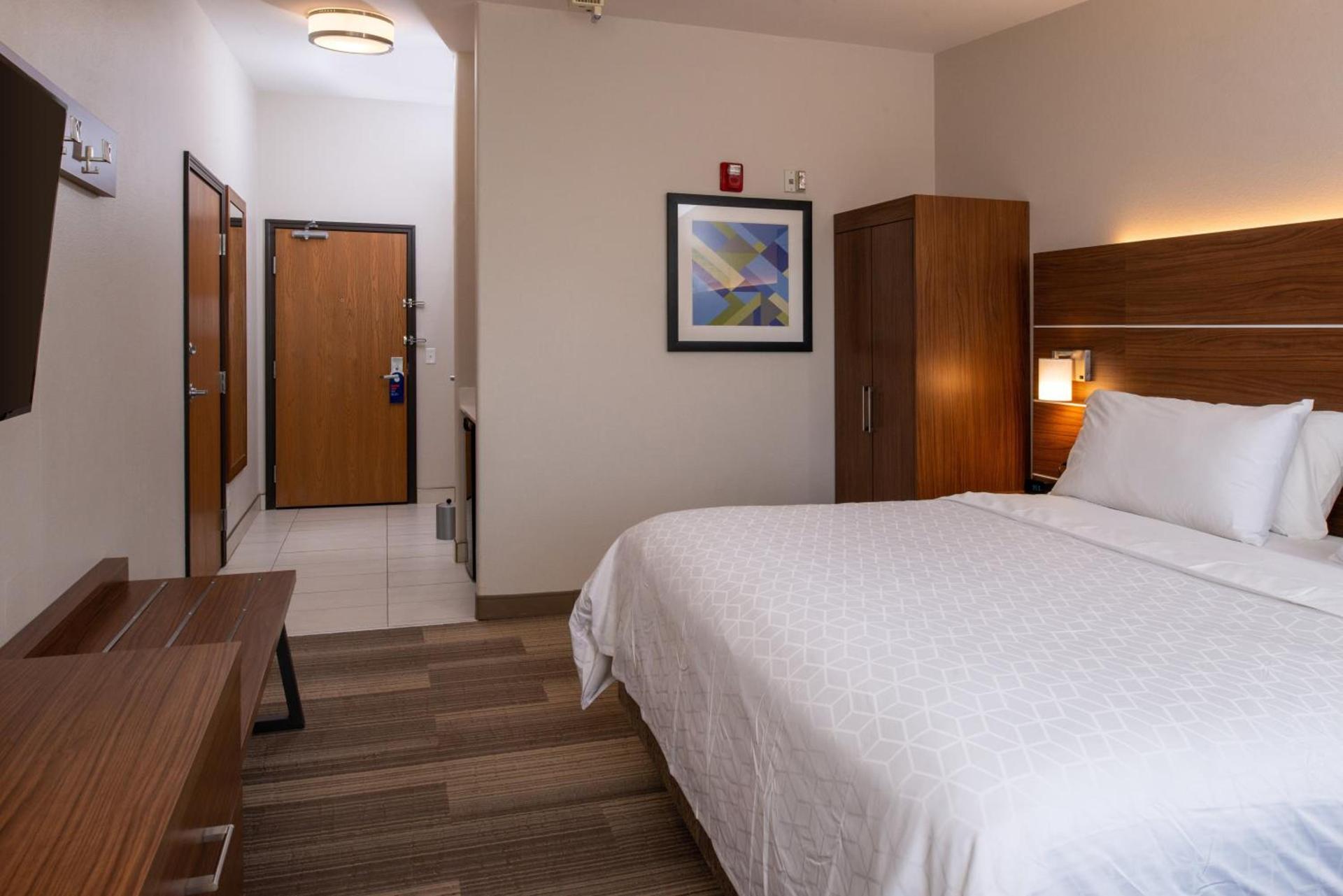 Holiday Inn Express Hotel & Suites Gunnison by IHG photo 75