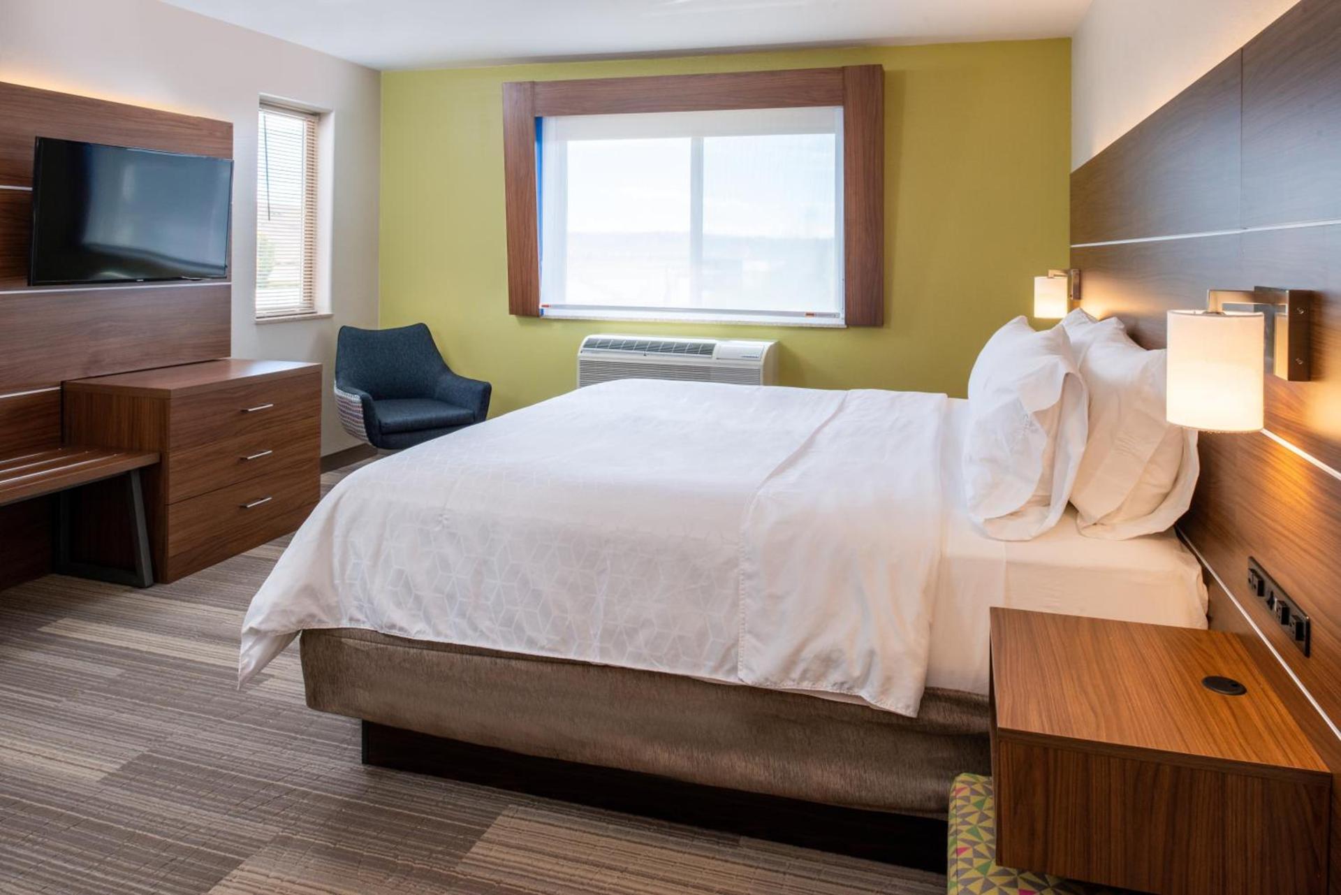 Holiday Inn Express Hotel & Suites Gunnison by IHG photo 86