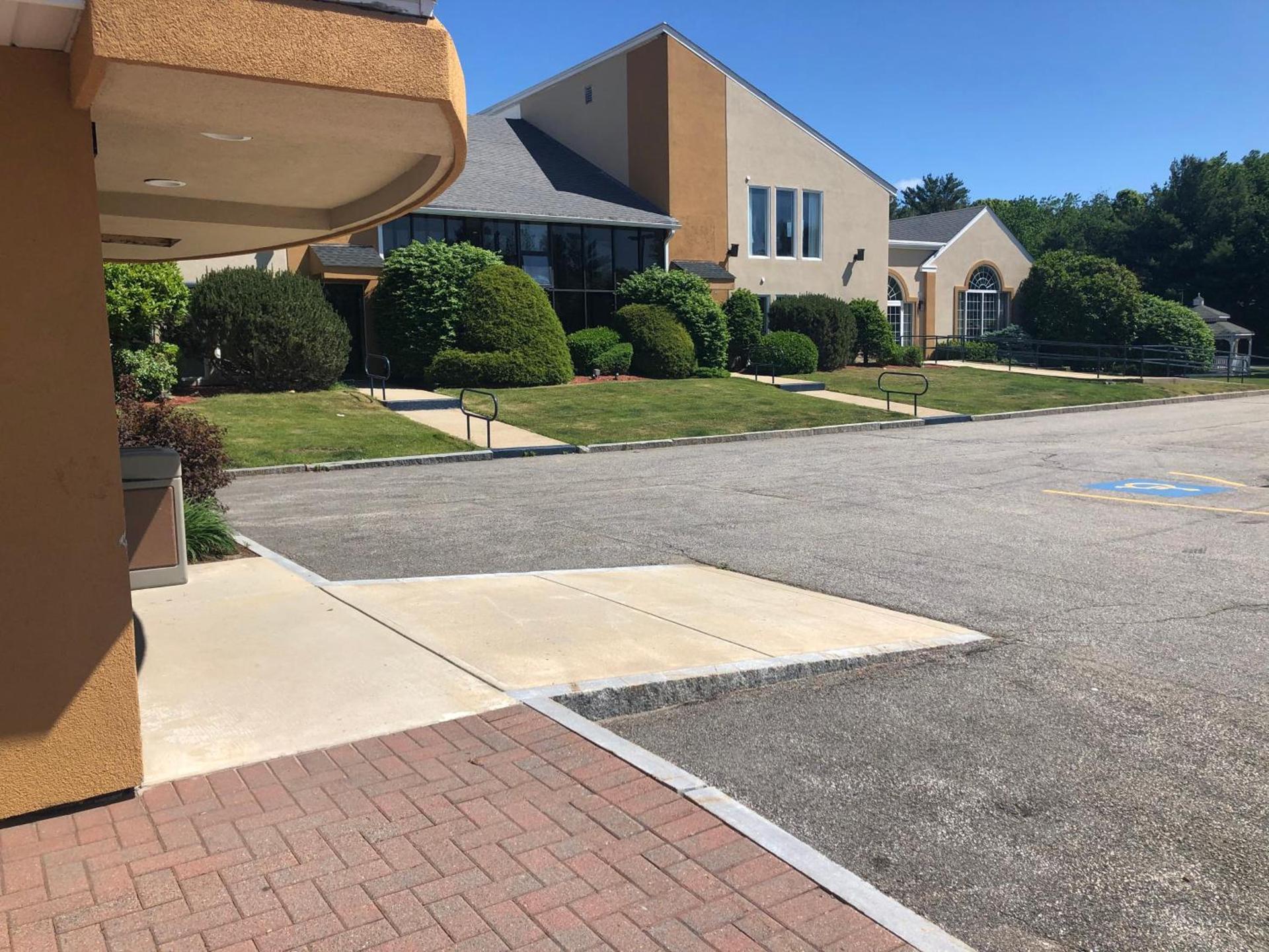 Best Western Plus, The Inn at Hampton photo 6