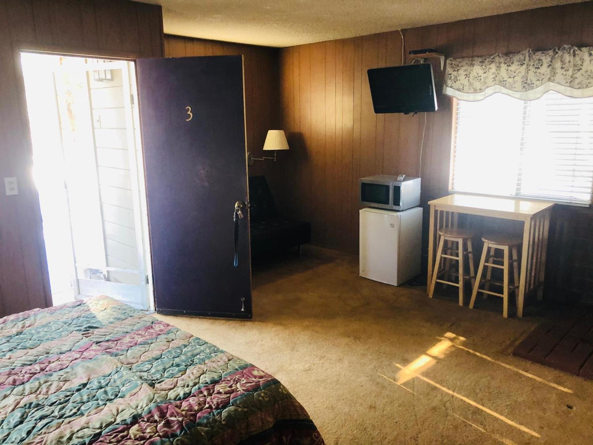 Mountain View Cabins photo 17