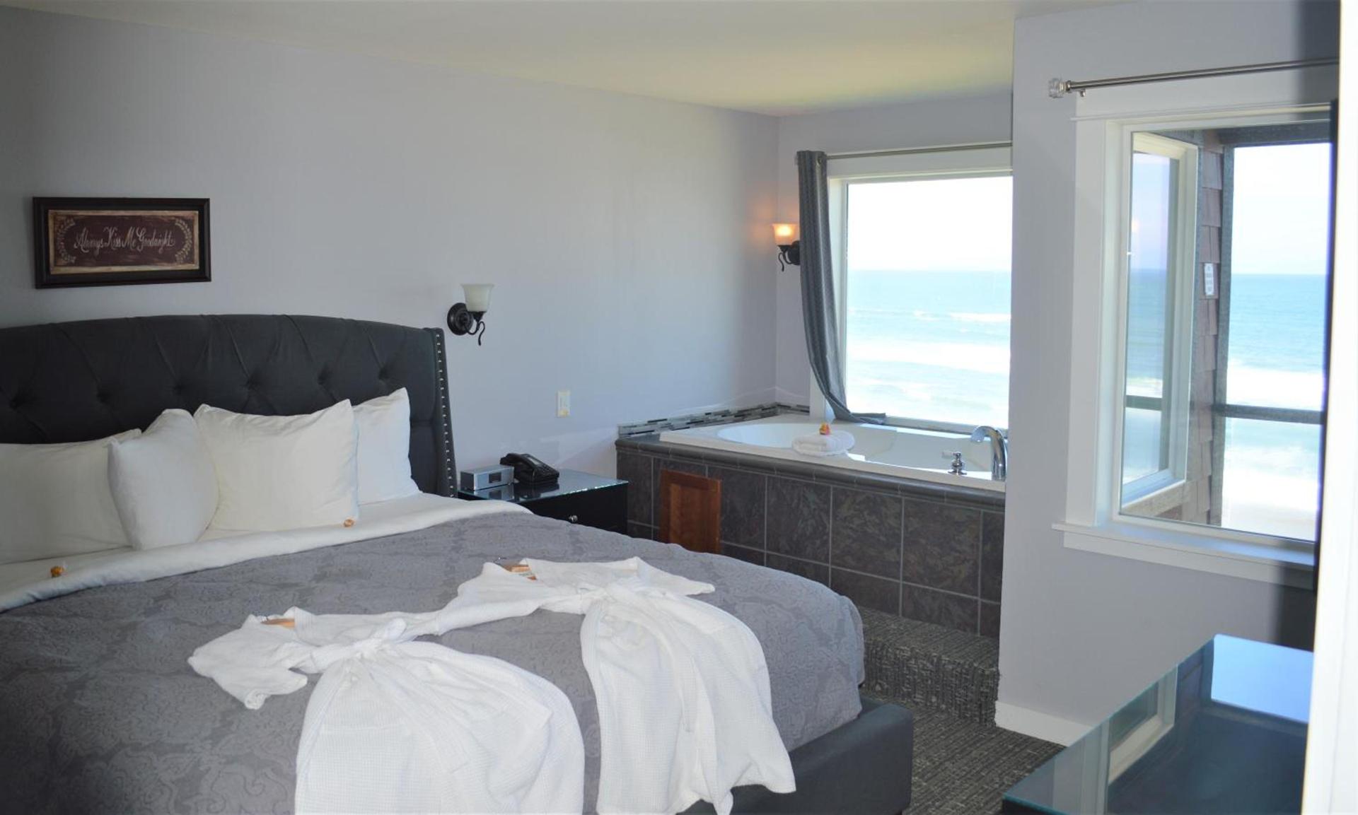 Starfish Manor Oceanfront Hotel photo 23