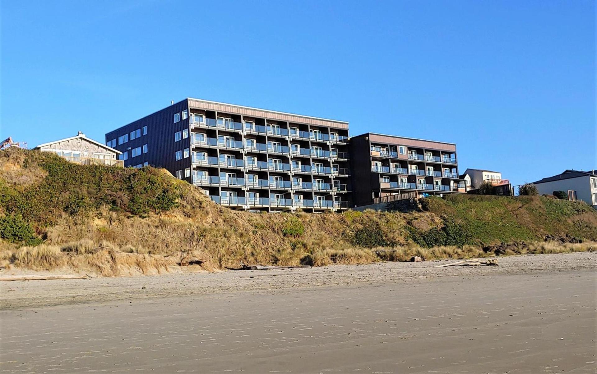 Starfish Manor Oceanfront Hotel photo 13