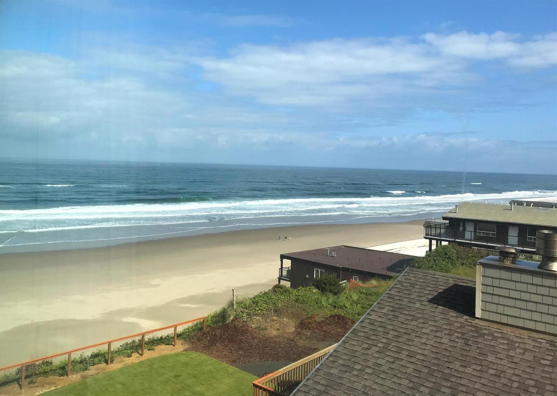 Starfish Manor Oceanfront Hotel photo 16
